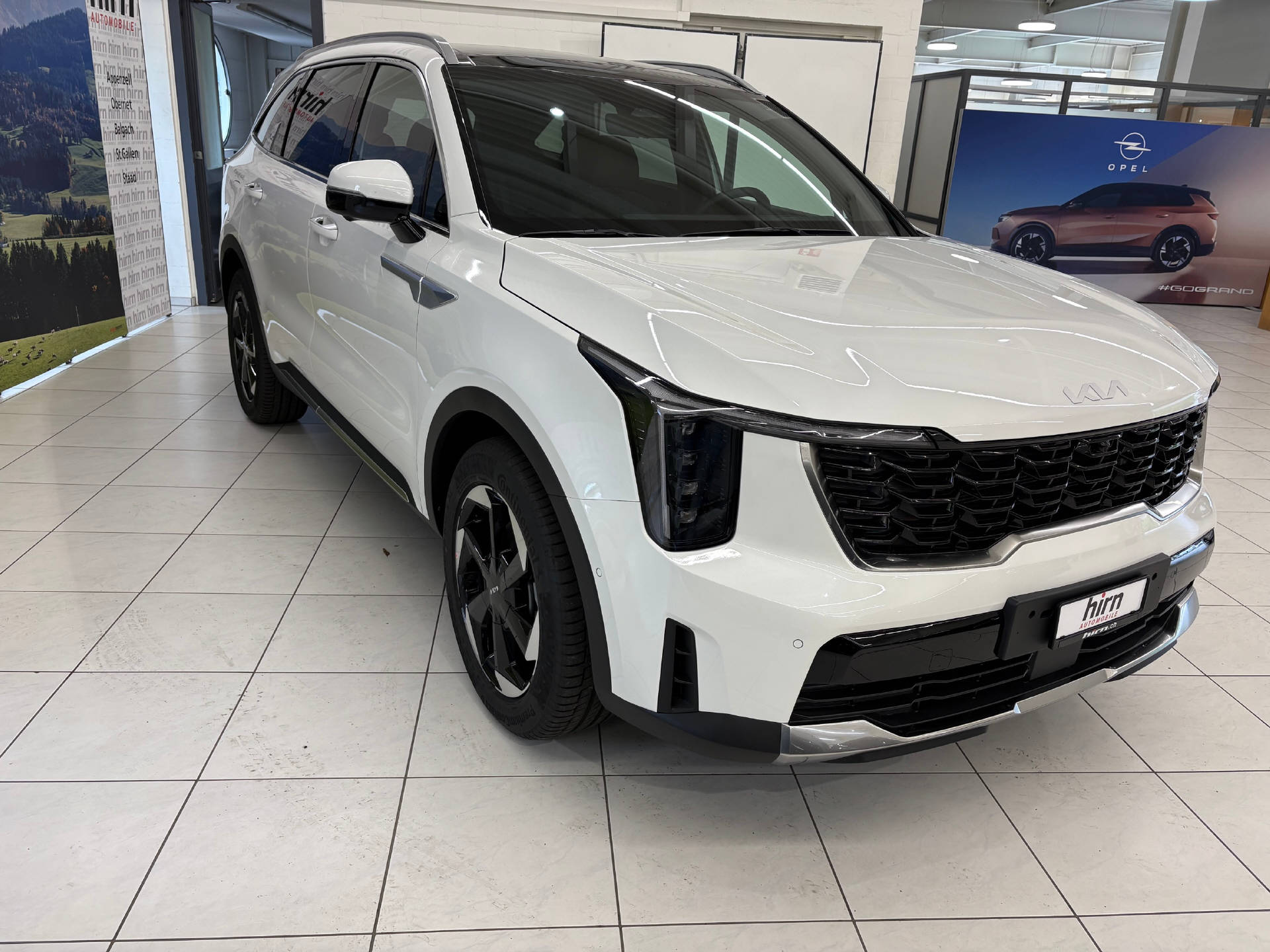 KIA Sorento 1.6 T-GDi Plug-in Hybrid Style 7P-image-2
