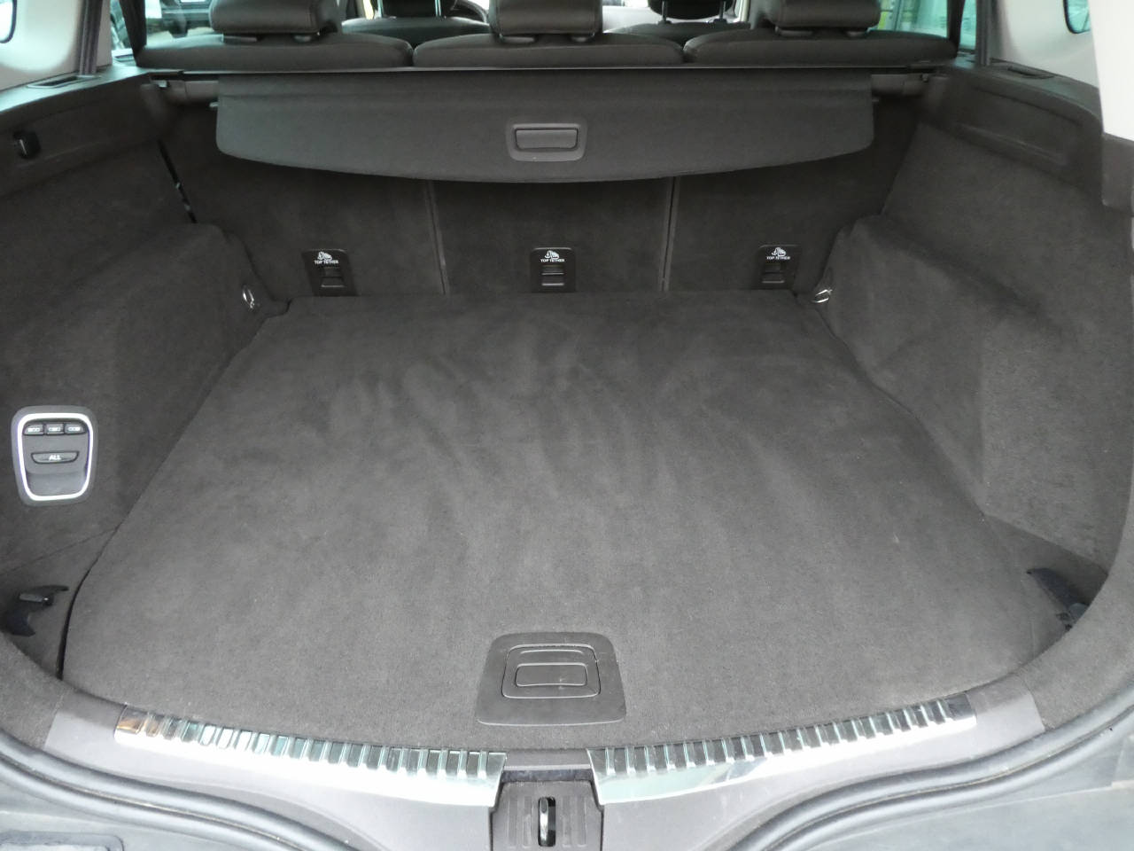 RENAULT Espace 1.6 TCe Swiss Edition EDC-image-13