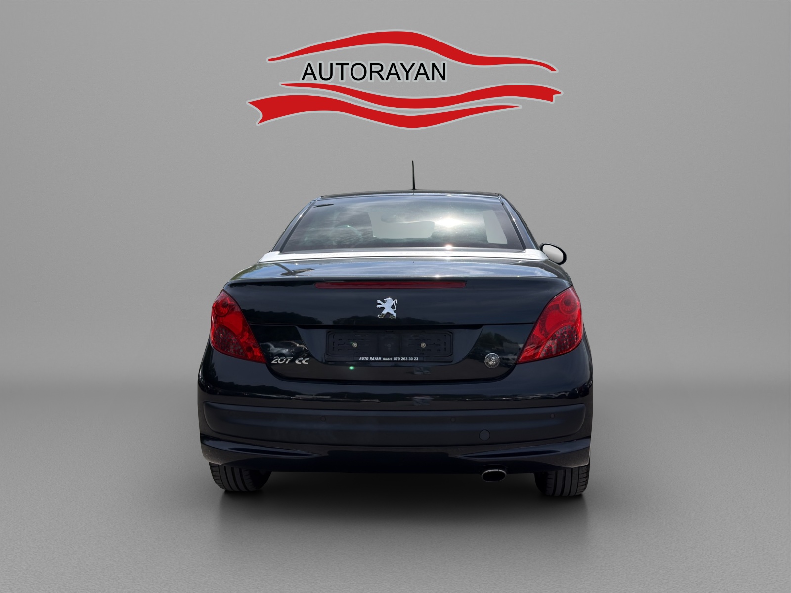 PEUGEOT 207 CC 1.6 16V Turbo Roland Garros Edition-image-3
