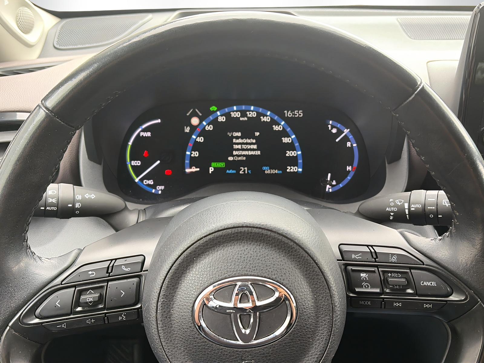 TOYOTA Yaris Cross 1.5 VVT-i HSD Elegant AWD-i-image-9