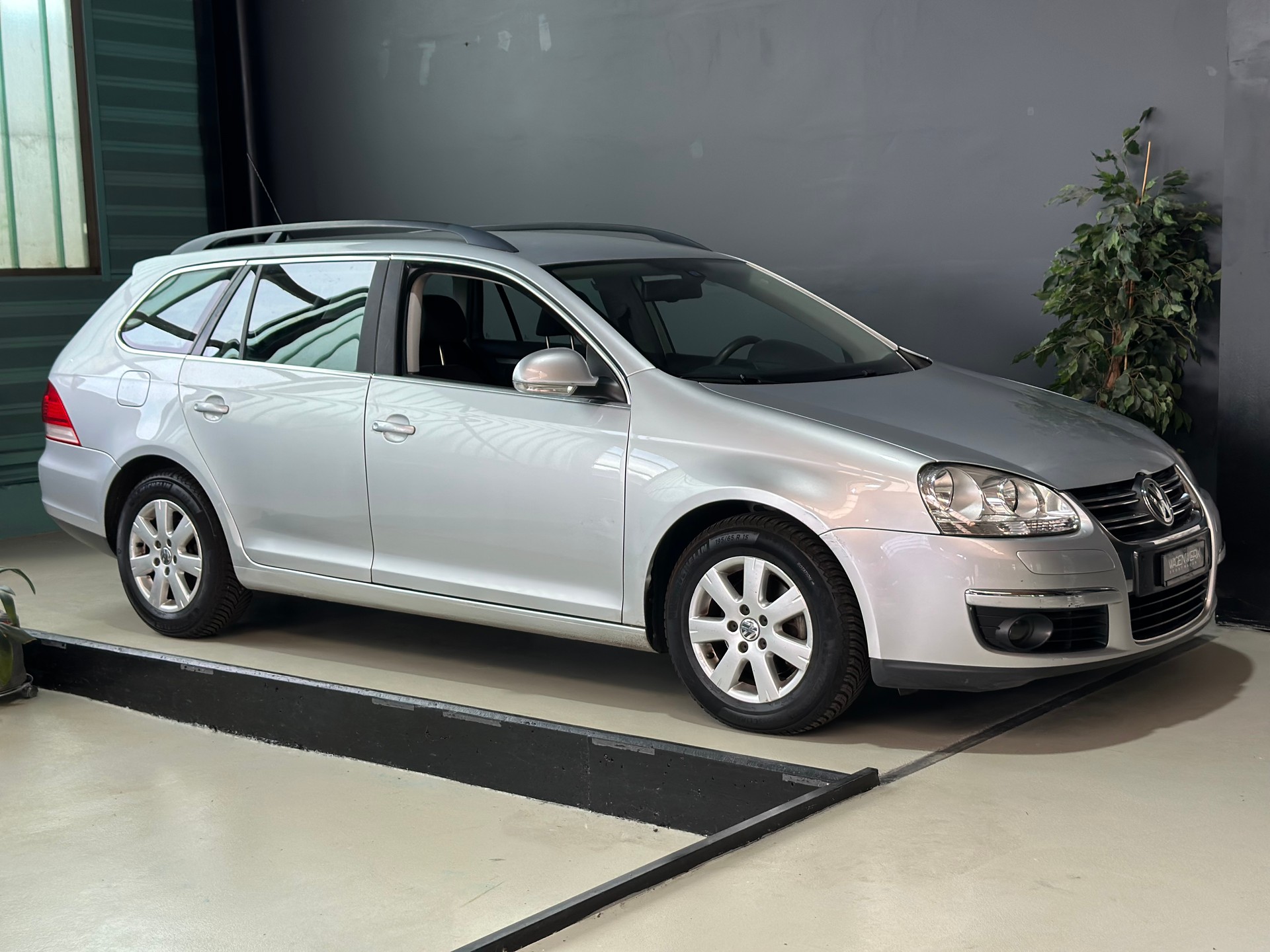 VW Golf Variant 1.4 TSI Comfortline-showroom-element-2