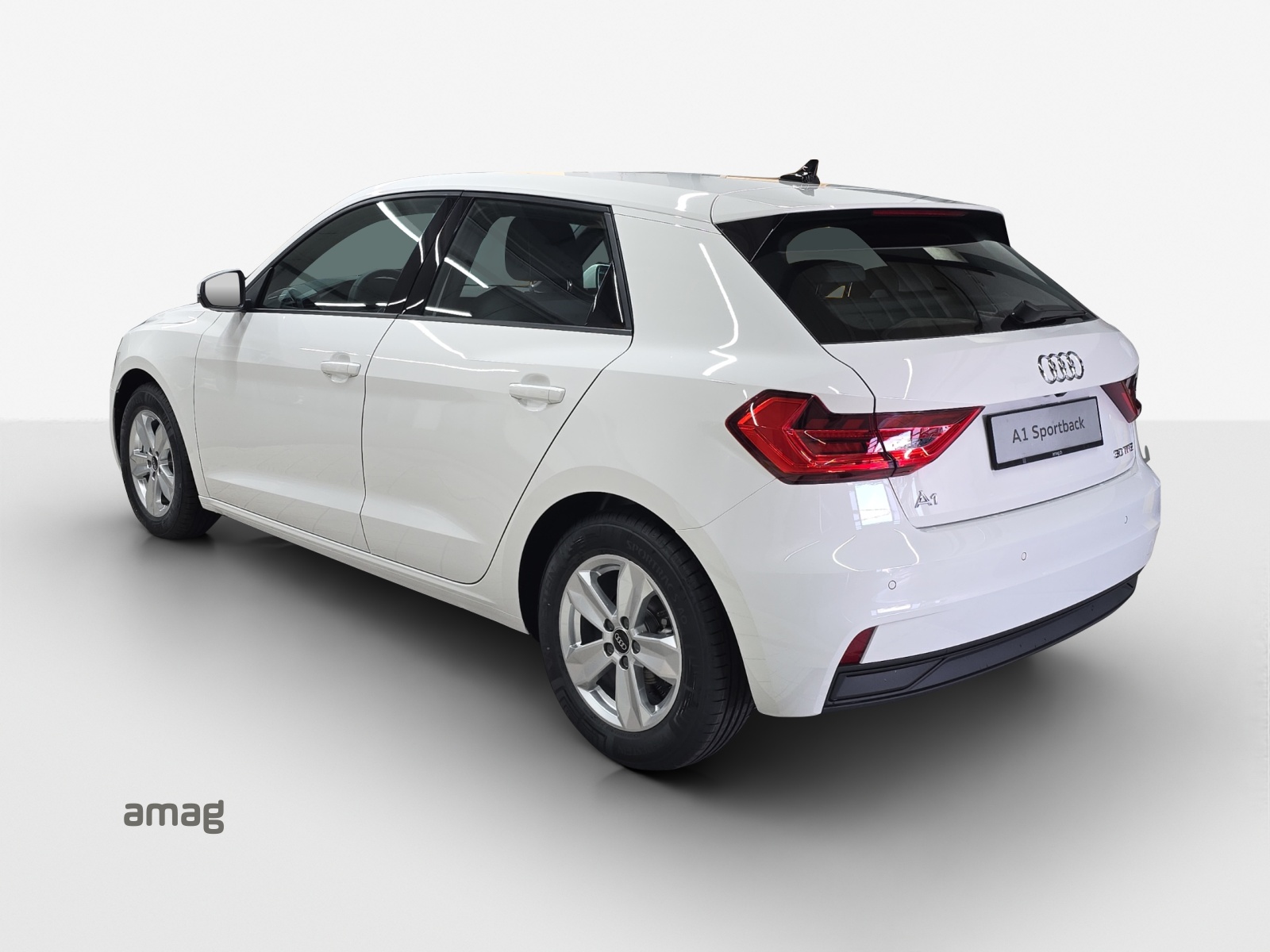 AUDI A1 Sportback 30 TFSI Attraction S-tronic-showroom-element-2