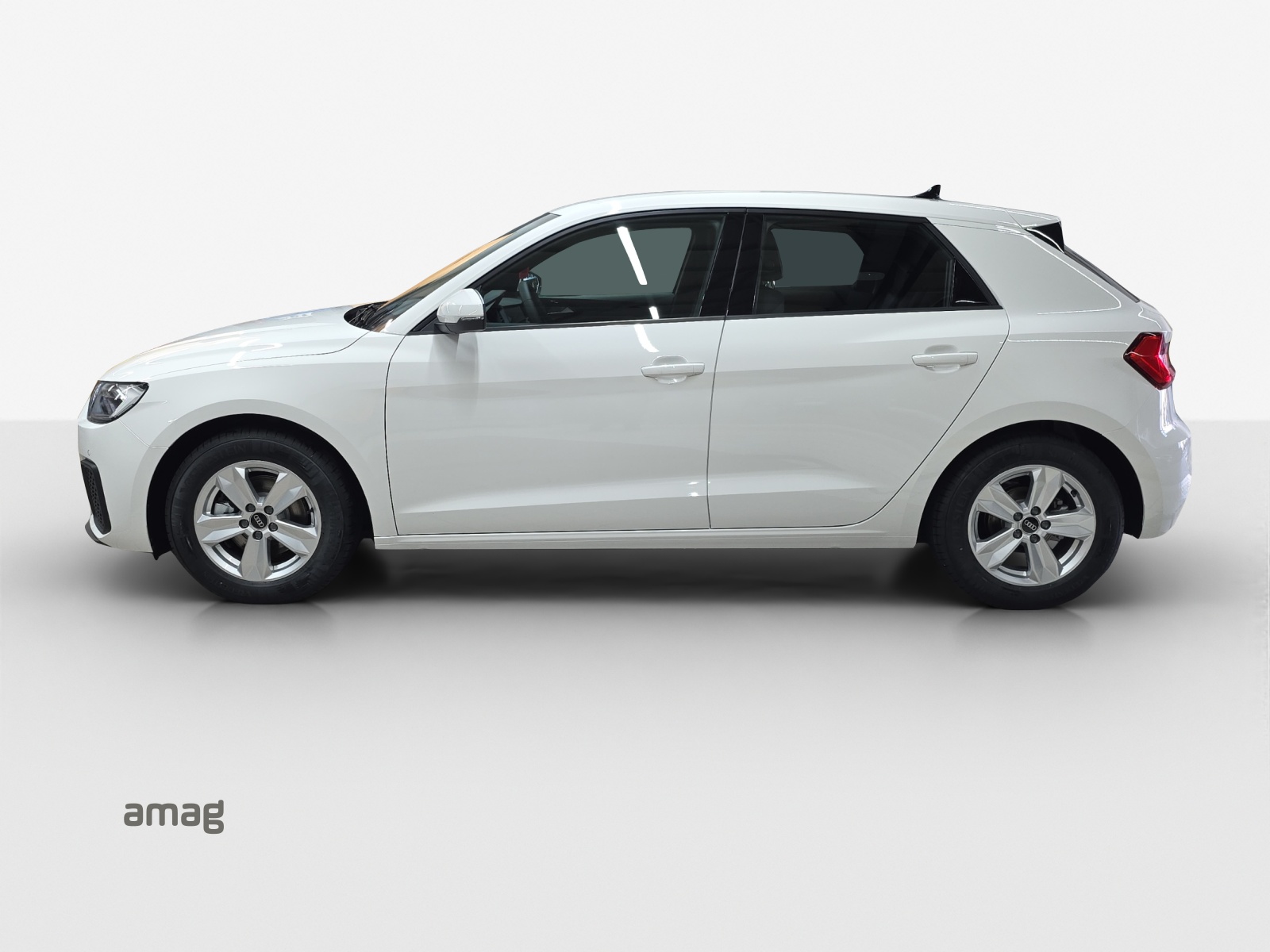 AUDI A1 Sportback 30 TFSI Attraction S-tronic-showroom-element-1