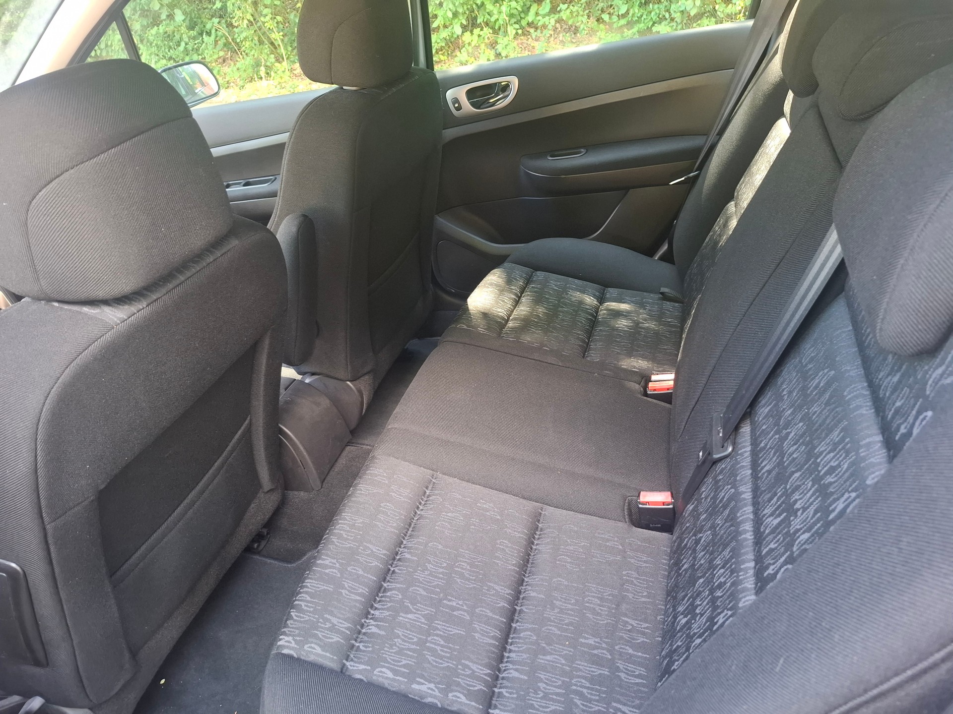 PEUGEOT 307 2.0 16V XS-image-10