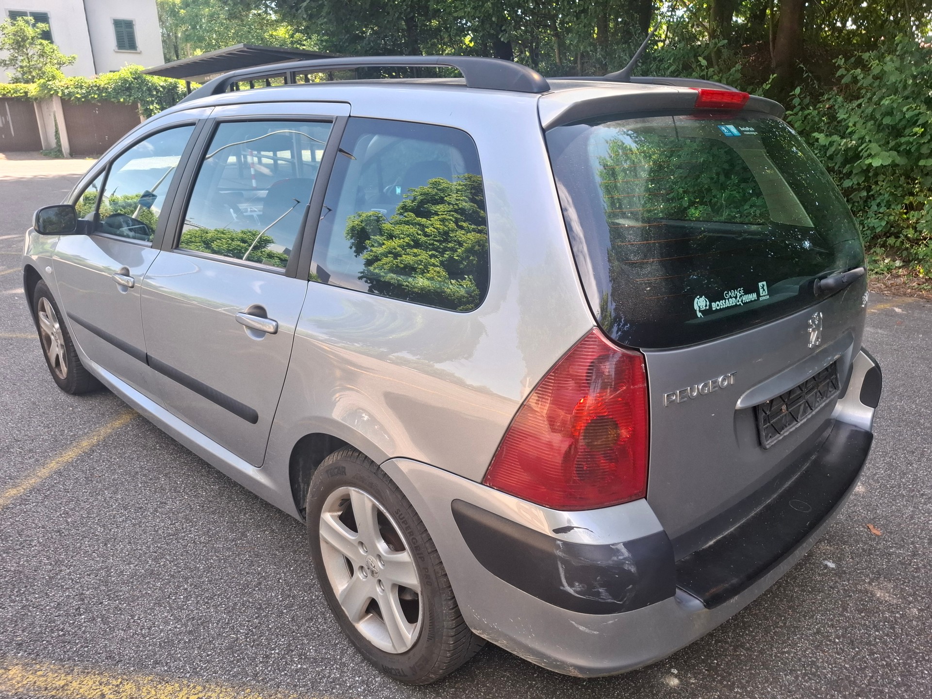 PEUGEOT 307 2.0 16V XS-image-4