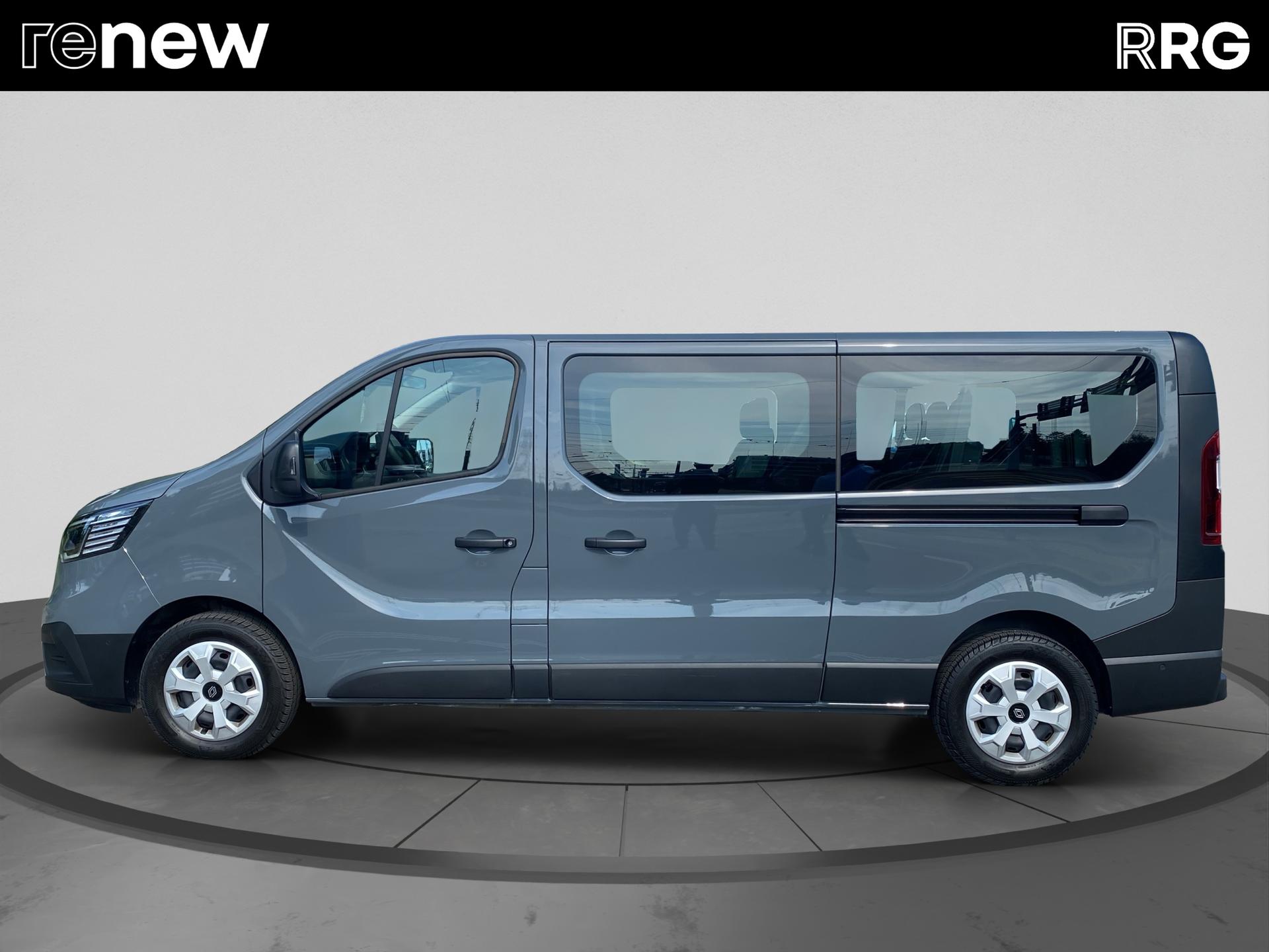 RENAULT Trafic Blue dCi 150 Grand Passenger Evolution EDC-image-5