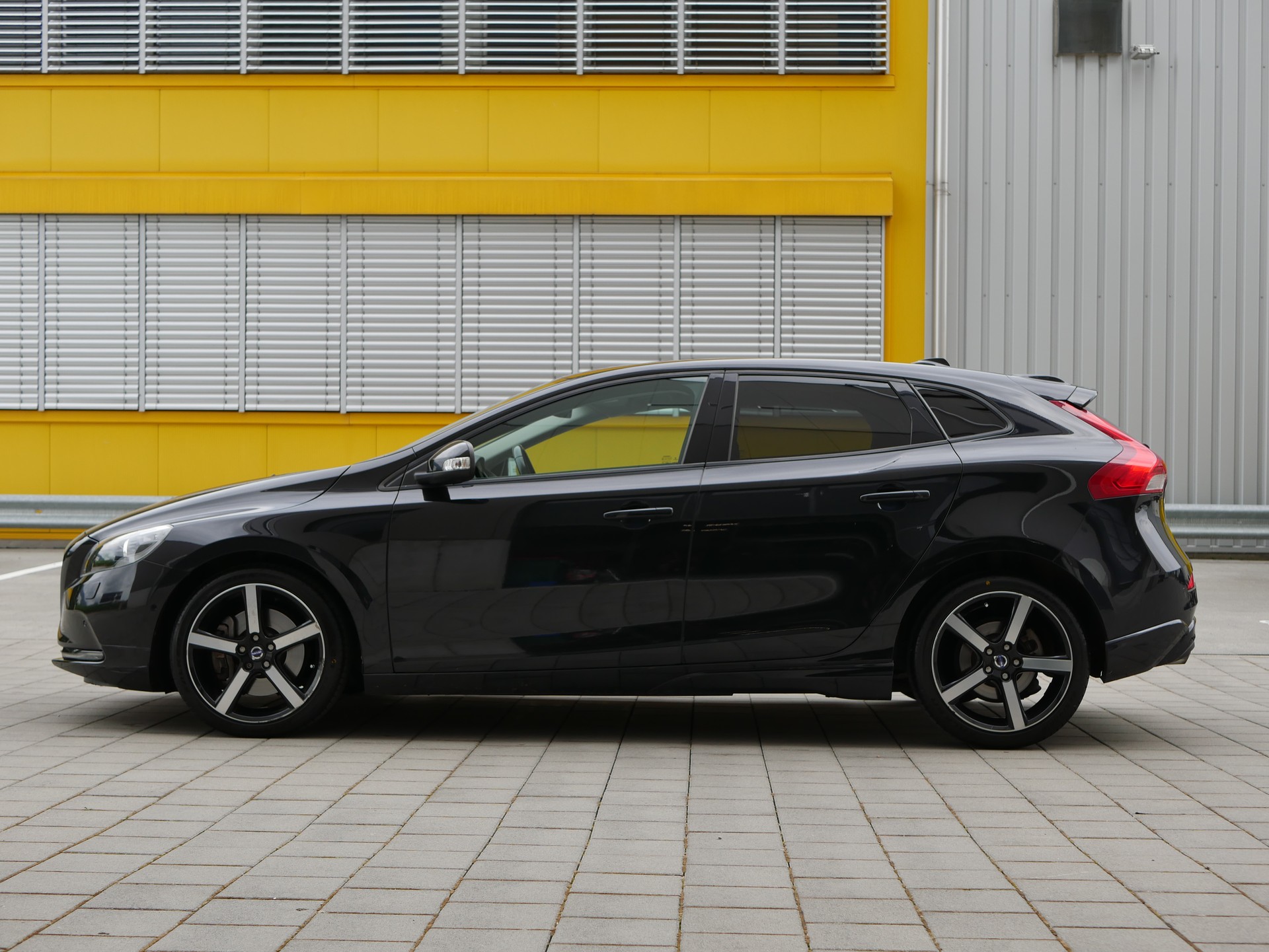 VOLVO 2.0 D3 Basis S/S-image-4