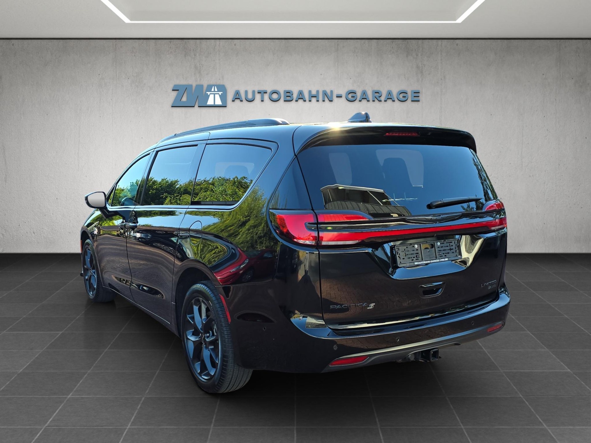 CHRYSLER 3.6 V6 S Appearance AWD-image-2