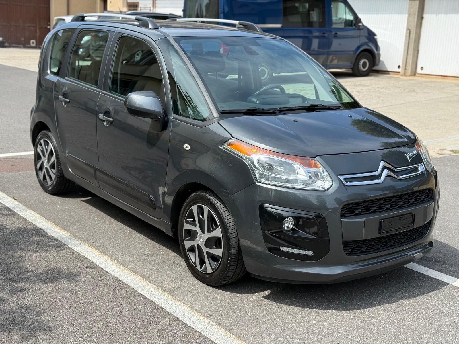 CITROEN C3 Picasso 1.6i 16V Exclusive EGS6-image-1