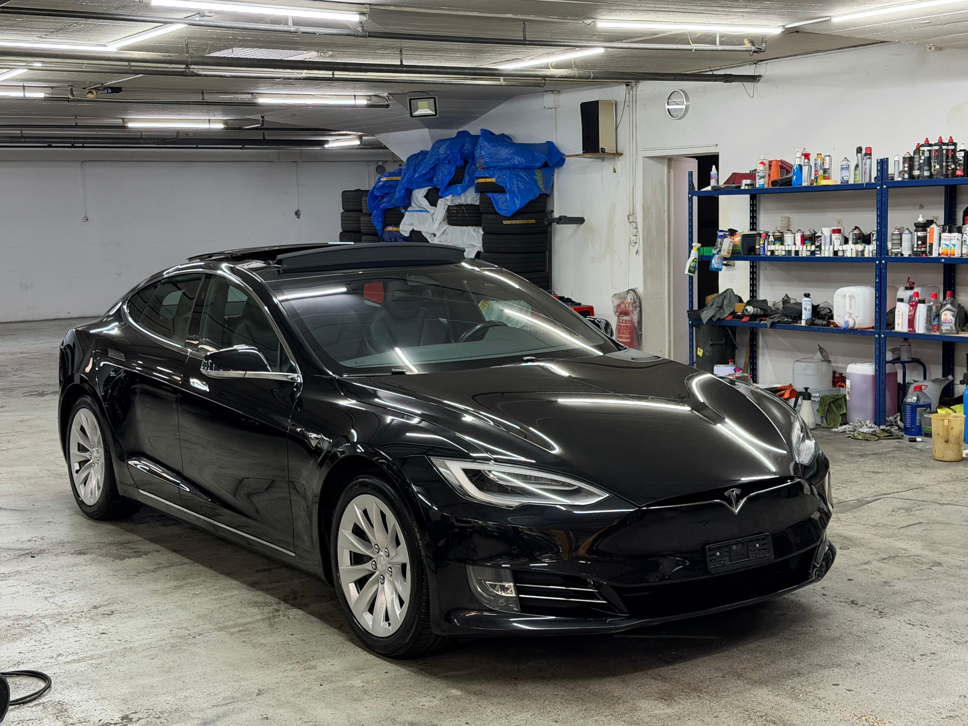 TESLA Model S 100 D