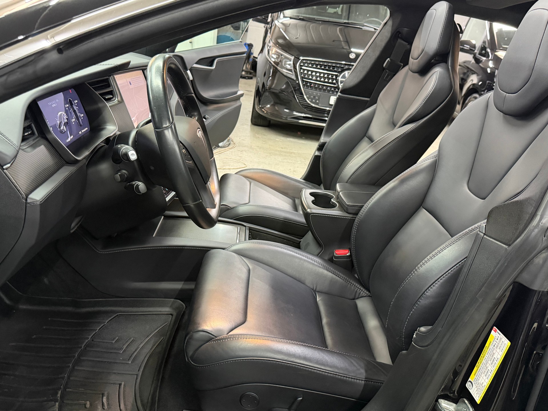 TESLA Model S 100 D-image-14