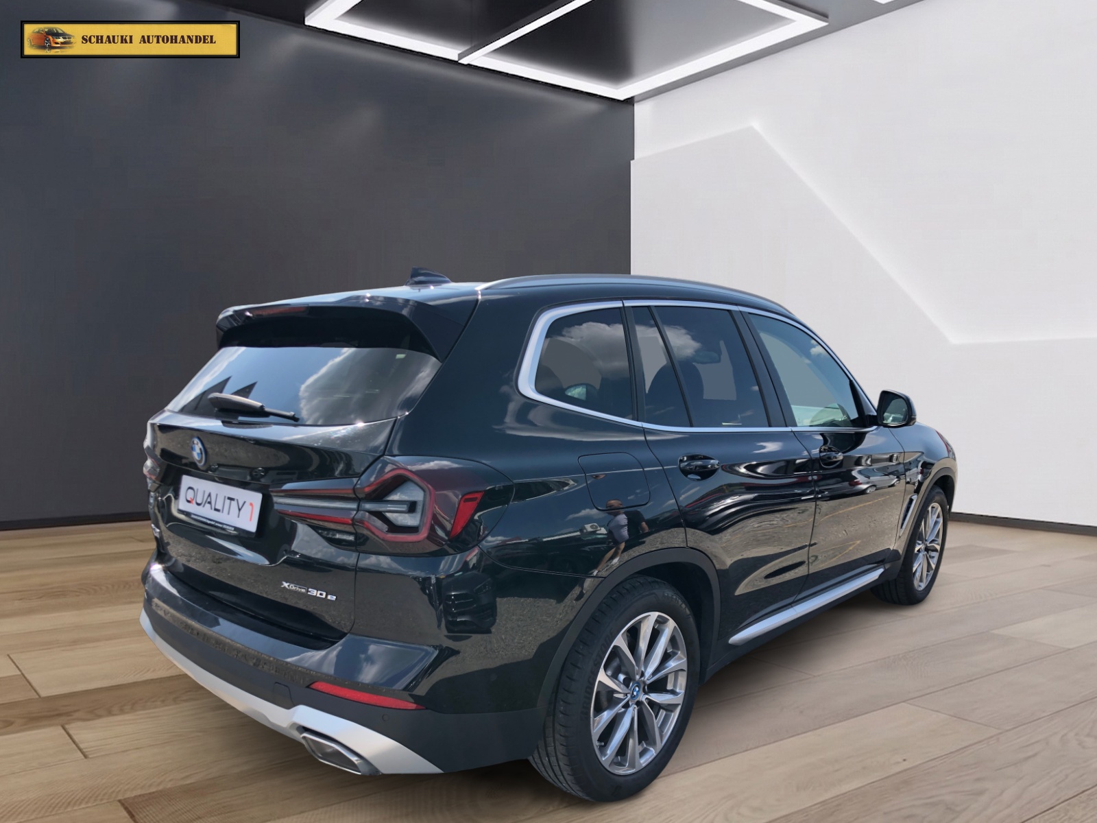 BMW X3 xDrive 30e M-Sport-showroom-element-3