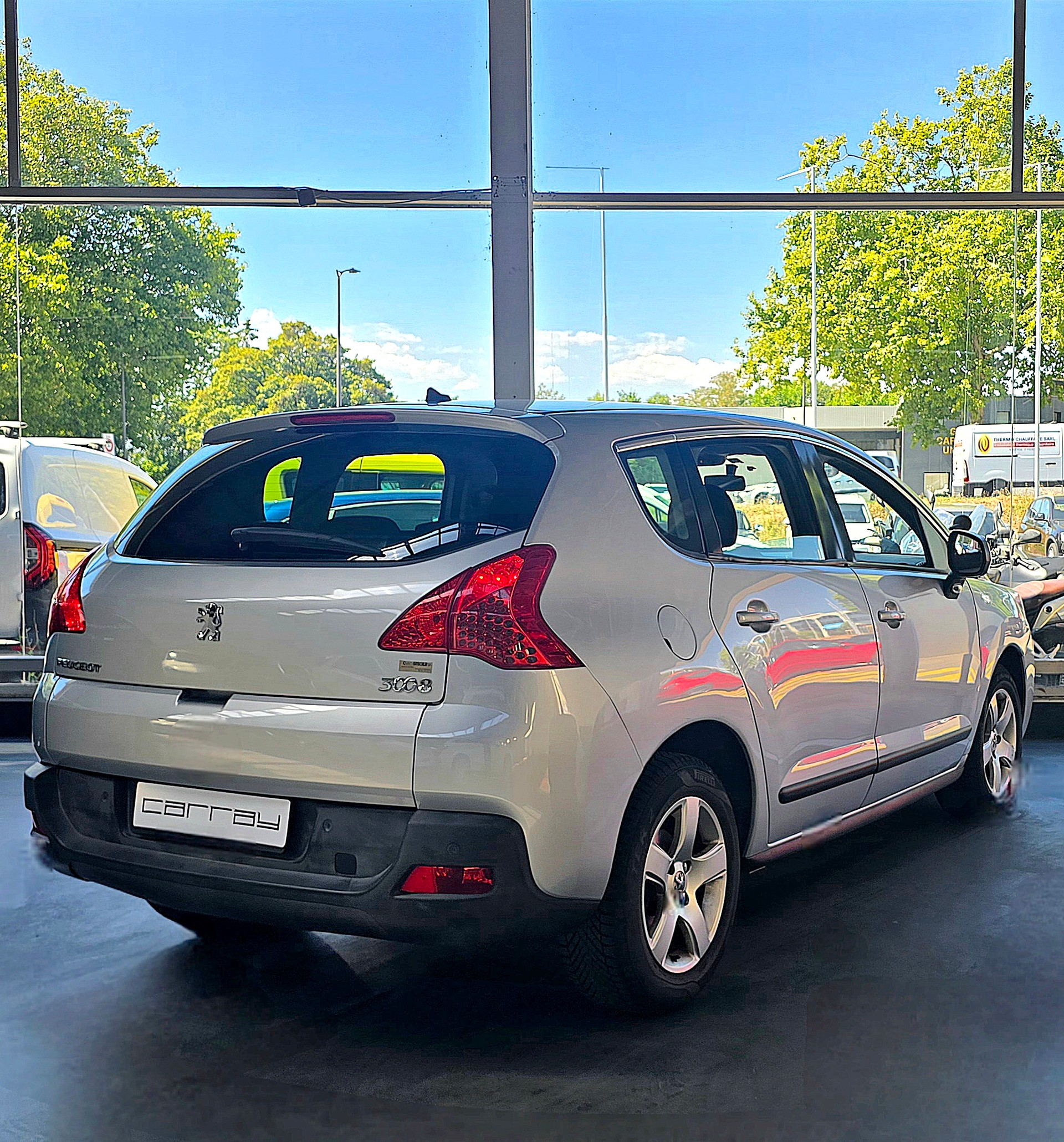 PEUGEOT 3008 1.6 HDI Business-image-7
