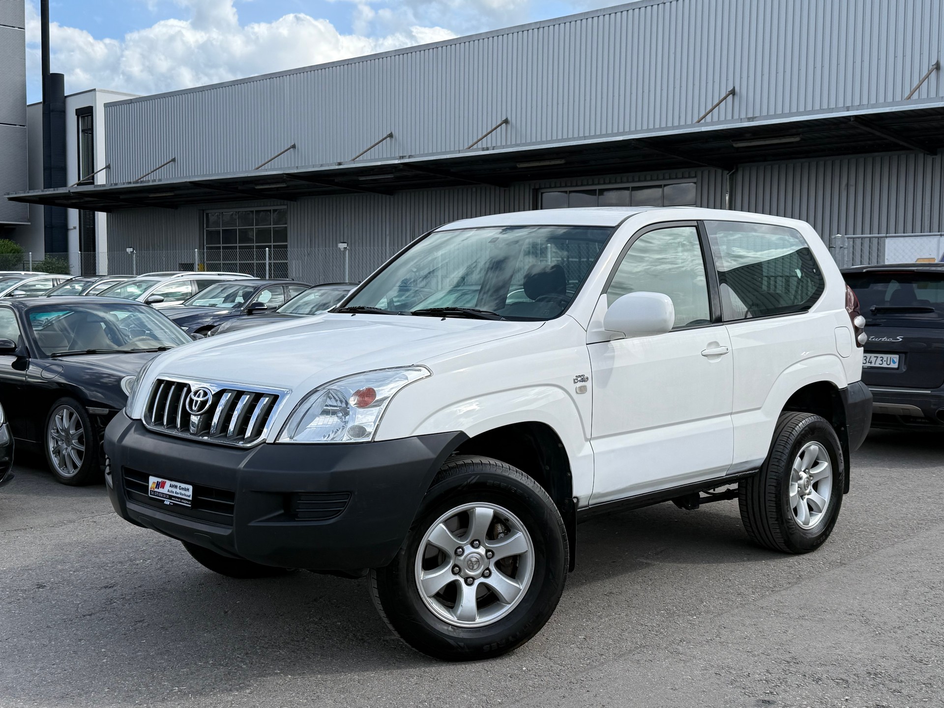 TOYOTA Land Cruiser 3.0 TD Linea Terra / Frisch ab MFK 03.06.2026 / 8-fach bereift / AHK 2800kg / Klimaanlage