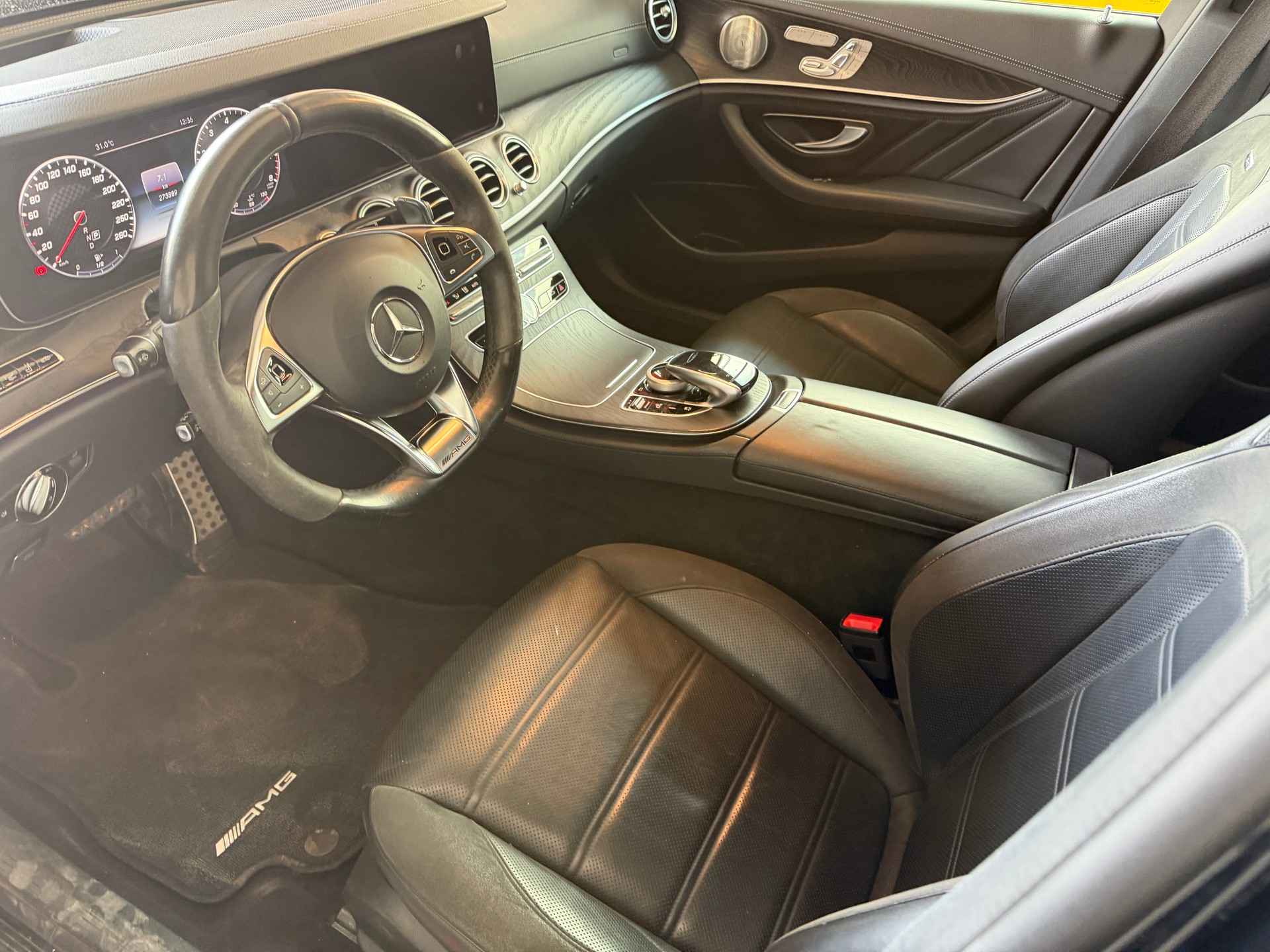 MERCEDES-BENZ E 43 AMG 4 Matic 9G-Tronic-image-6