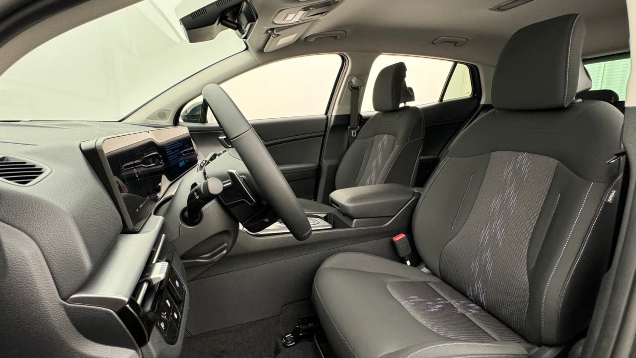 KIA Sportage 1.6T-GDi PHEV Limited 4x4-image-4