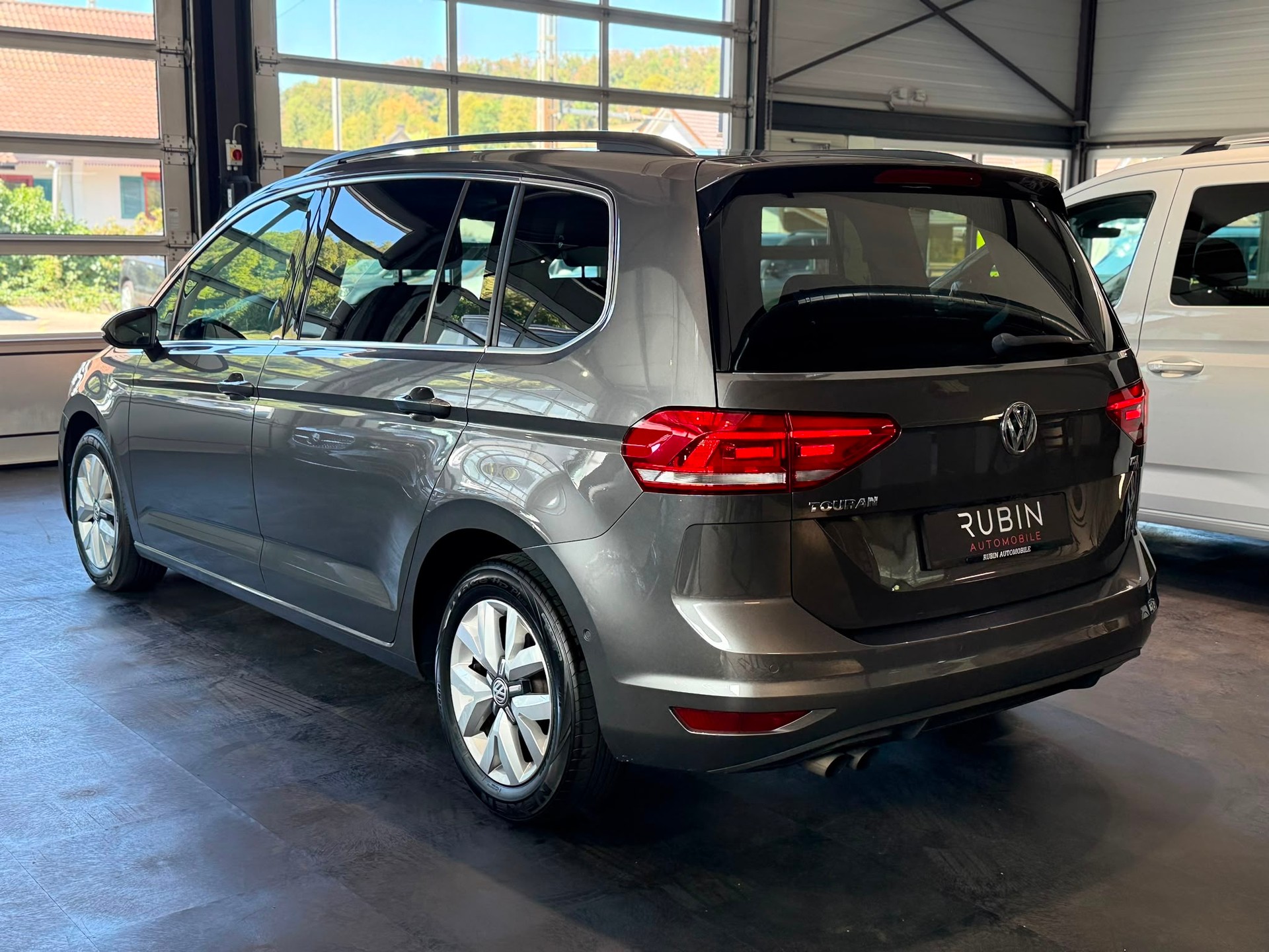 VW Touran 1.4 TSI BlueMotion Technology Comfortline DSG-showroom-element-2