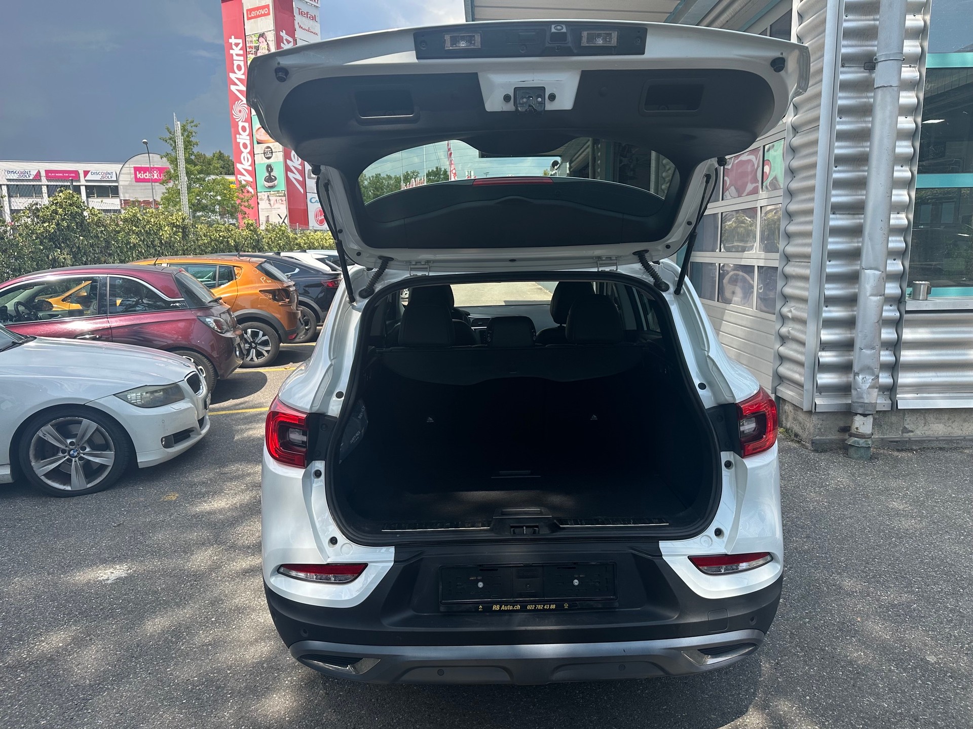 RENAULT Kadjar 1.3 16V Turbo Intens EDC-image-6