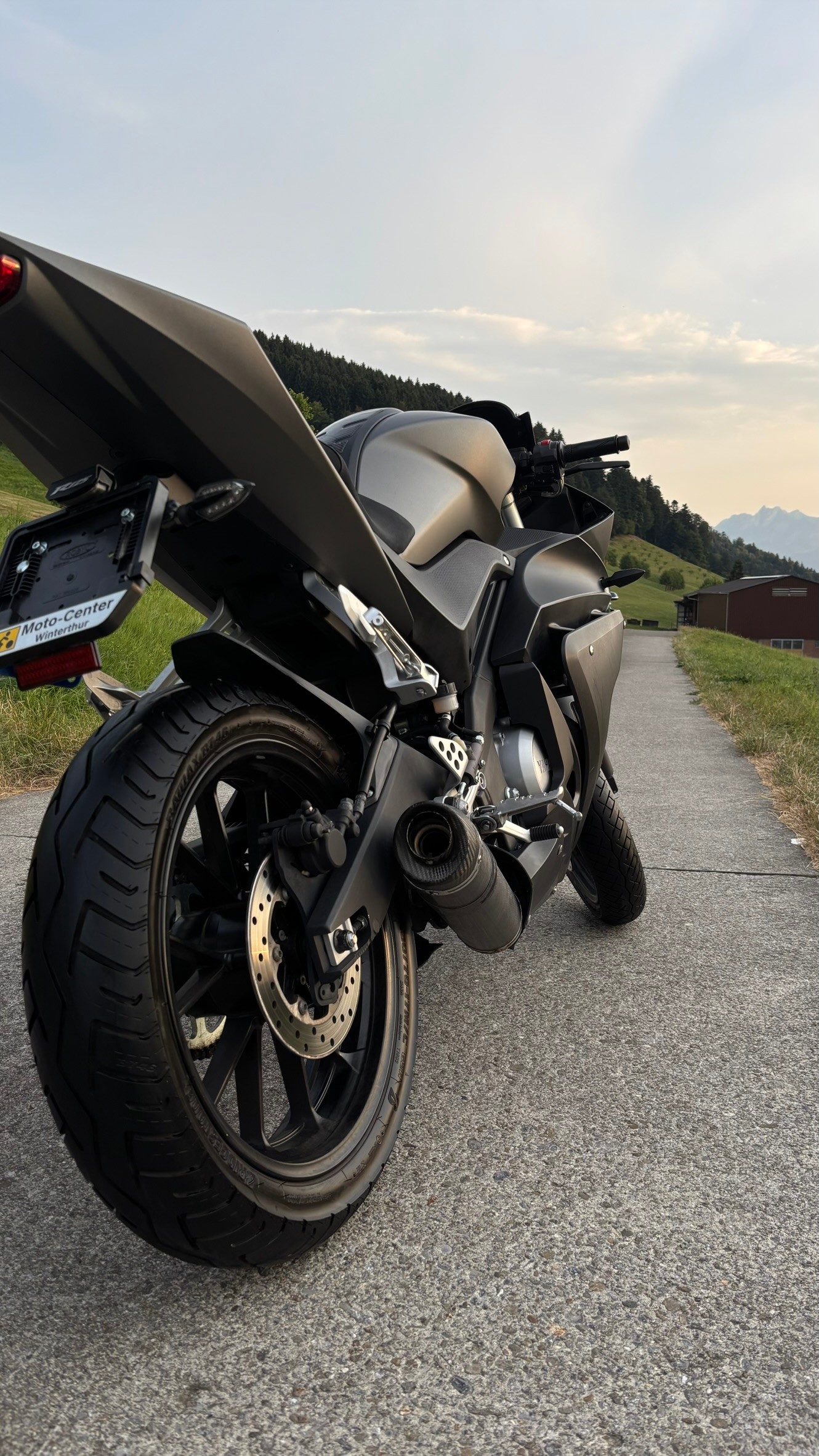 YAMAHA YZF-R 125-image-2