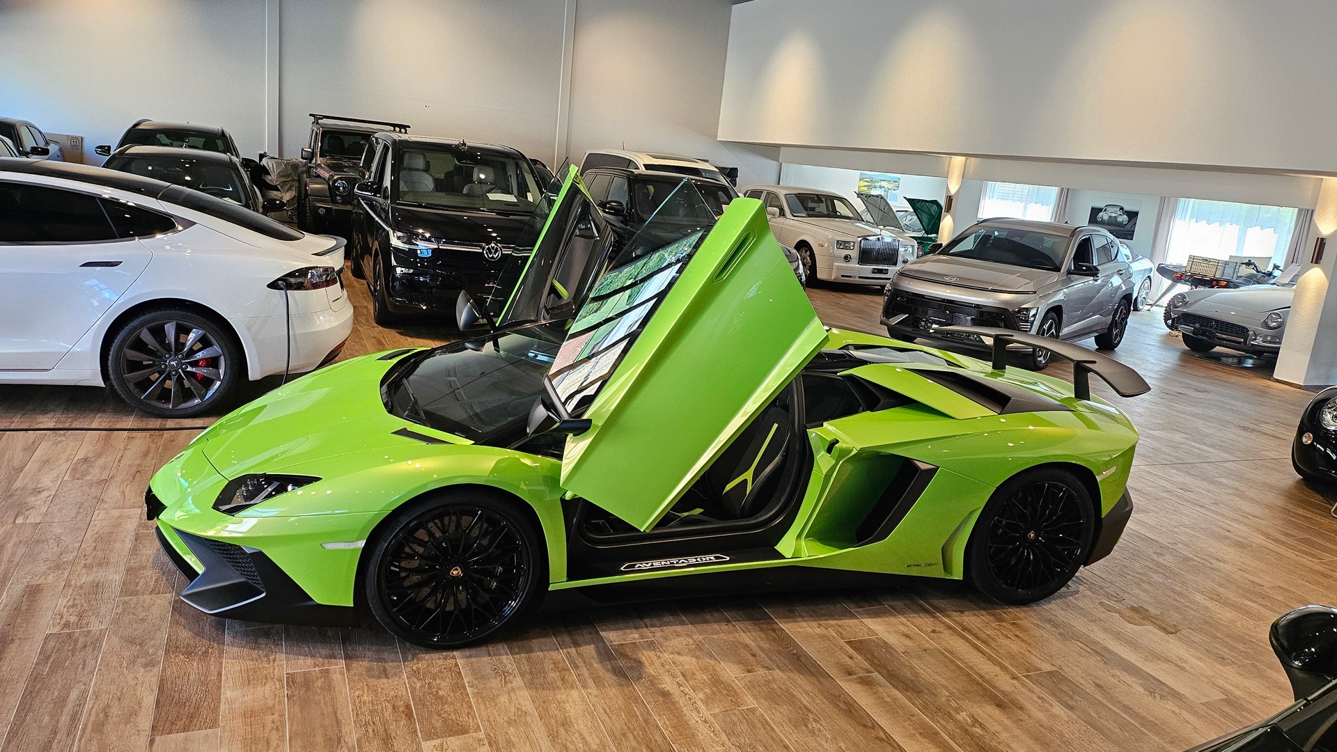 LAMBORGHINI Aventador SV LP750-4 Superveloceđ„ Roadster đ„E-Gear dazu ein đ„MV Agusta Motorrad đ„-image-25