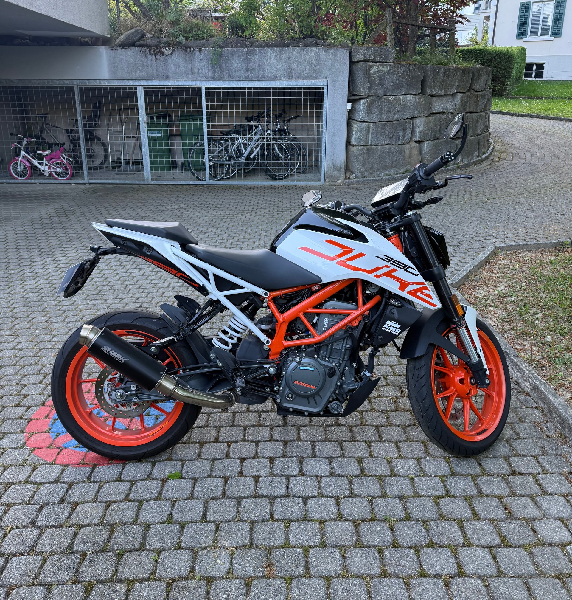 KTM 390 Duke ABS-image-0