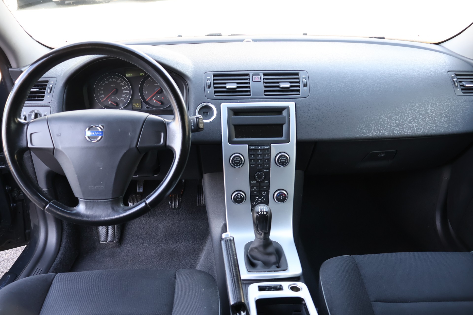 VOLVO V50 1.6 Kinetic-image-9