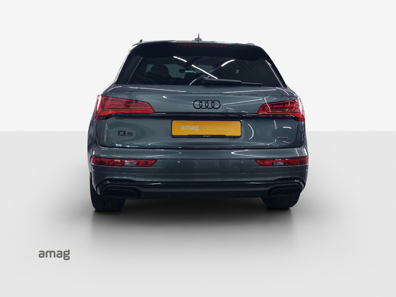 AUDI Q5 40 TDI Black Edition quattro S-tronic-showroom-element-3