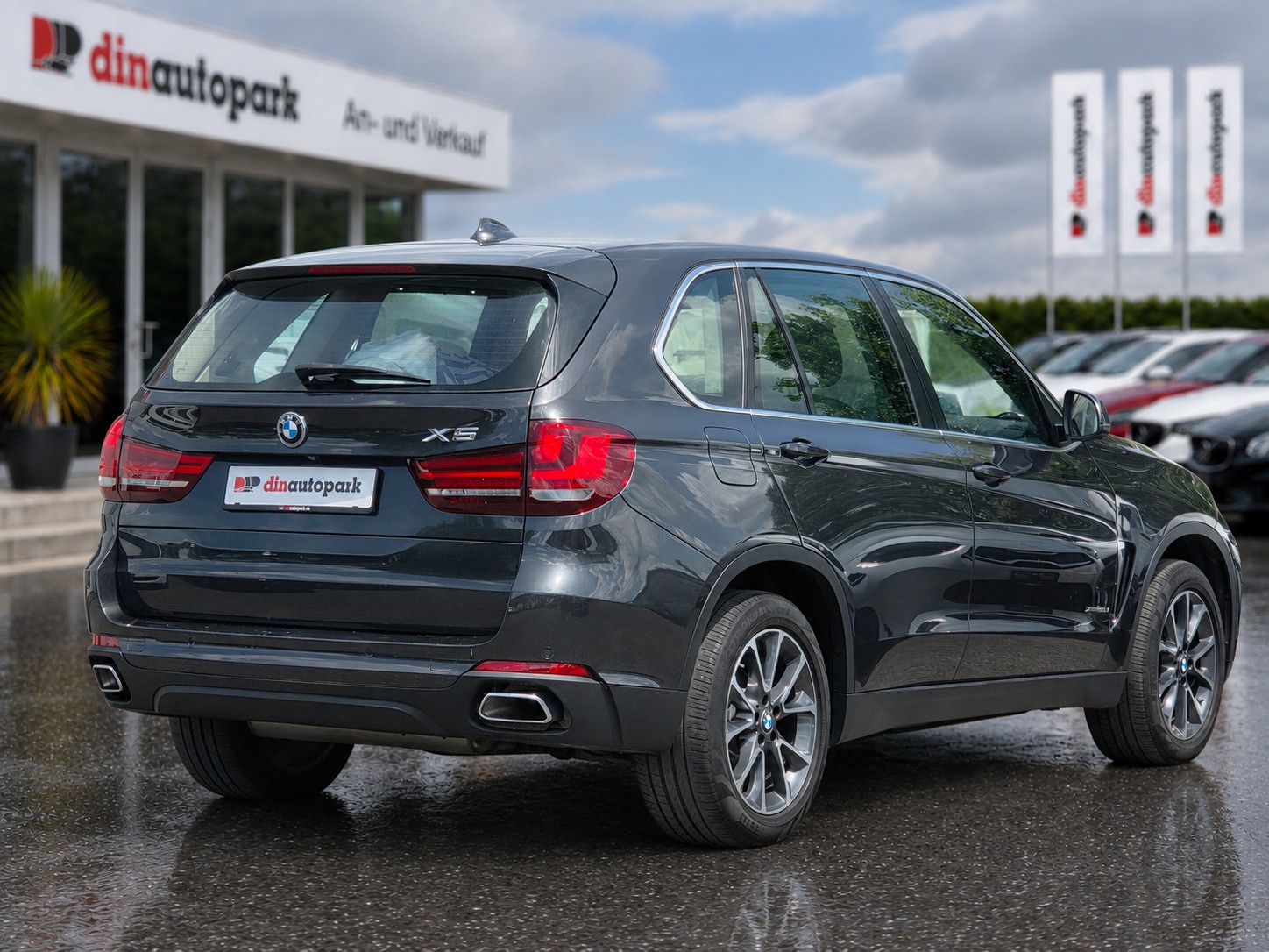 BMW X5 xDrive 30d Steptronic * ab MFK * 7-Sitzer *-showroom-element-2