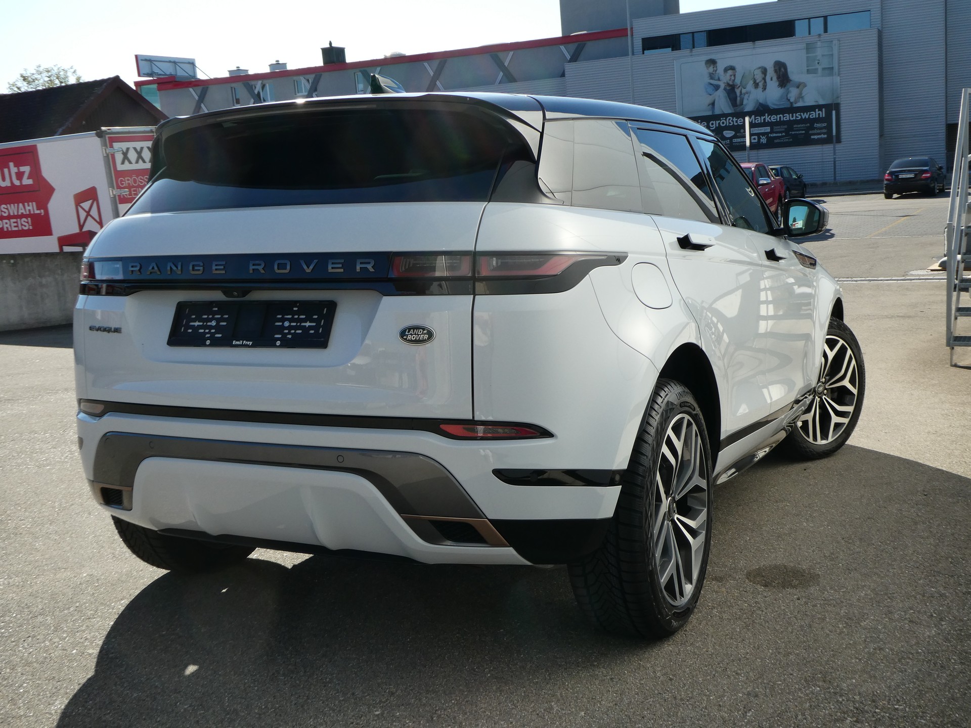 LAND ROVER Range Rover Evoque R-Dyn First Edi P 250 HSE AT9-image-7