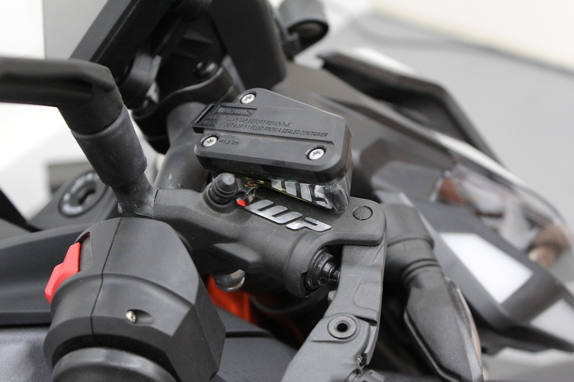 KTM 125 Duke-image-8