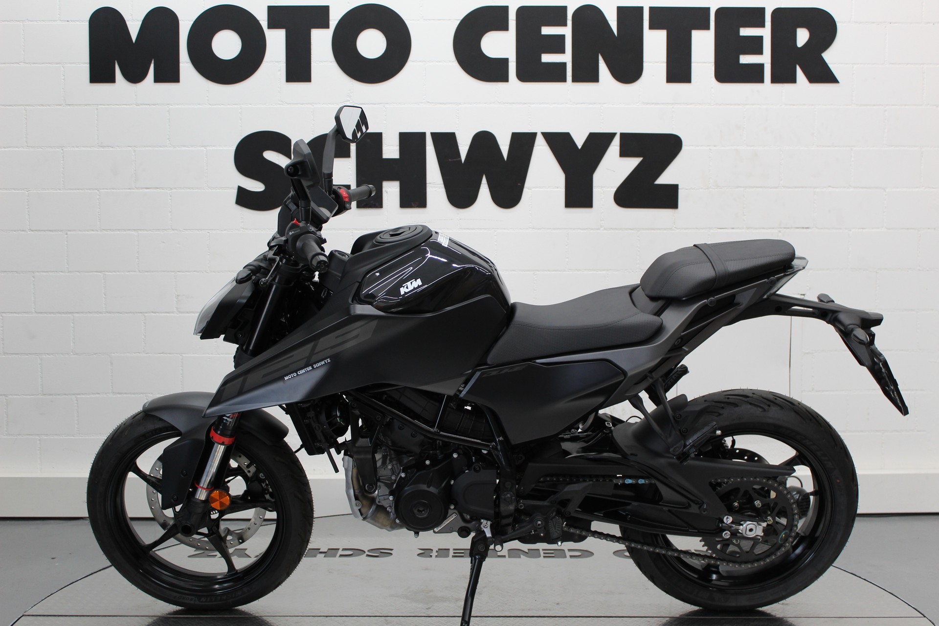 KTM 125 Duke-image-5