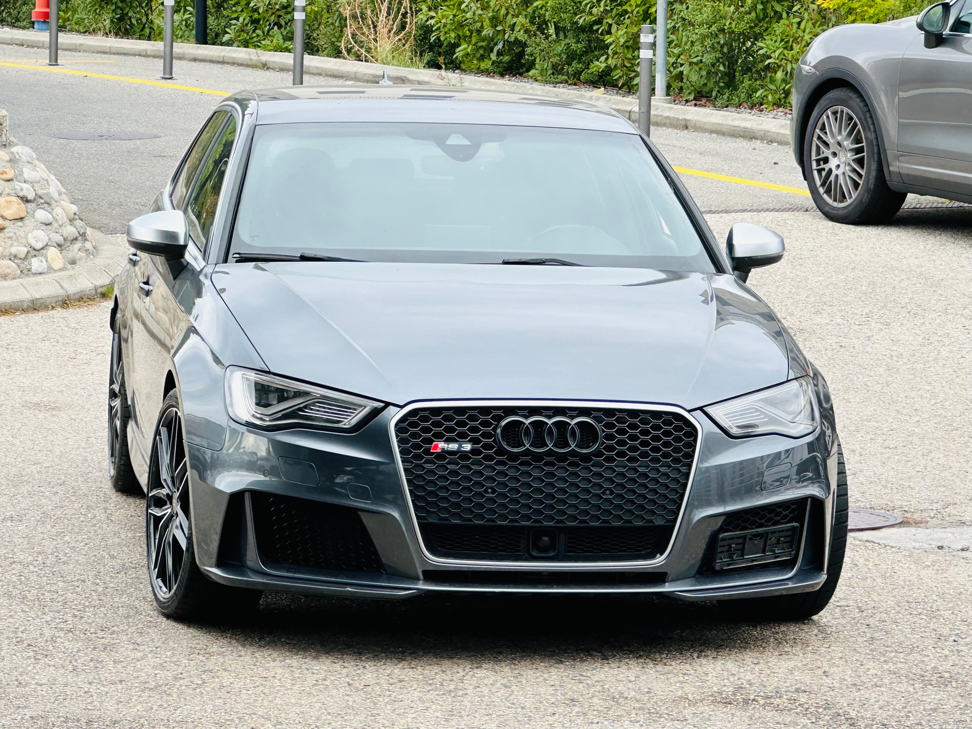 AUDI RS3 2.5 TSI quattro S-tronic-showroom-element-1