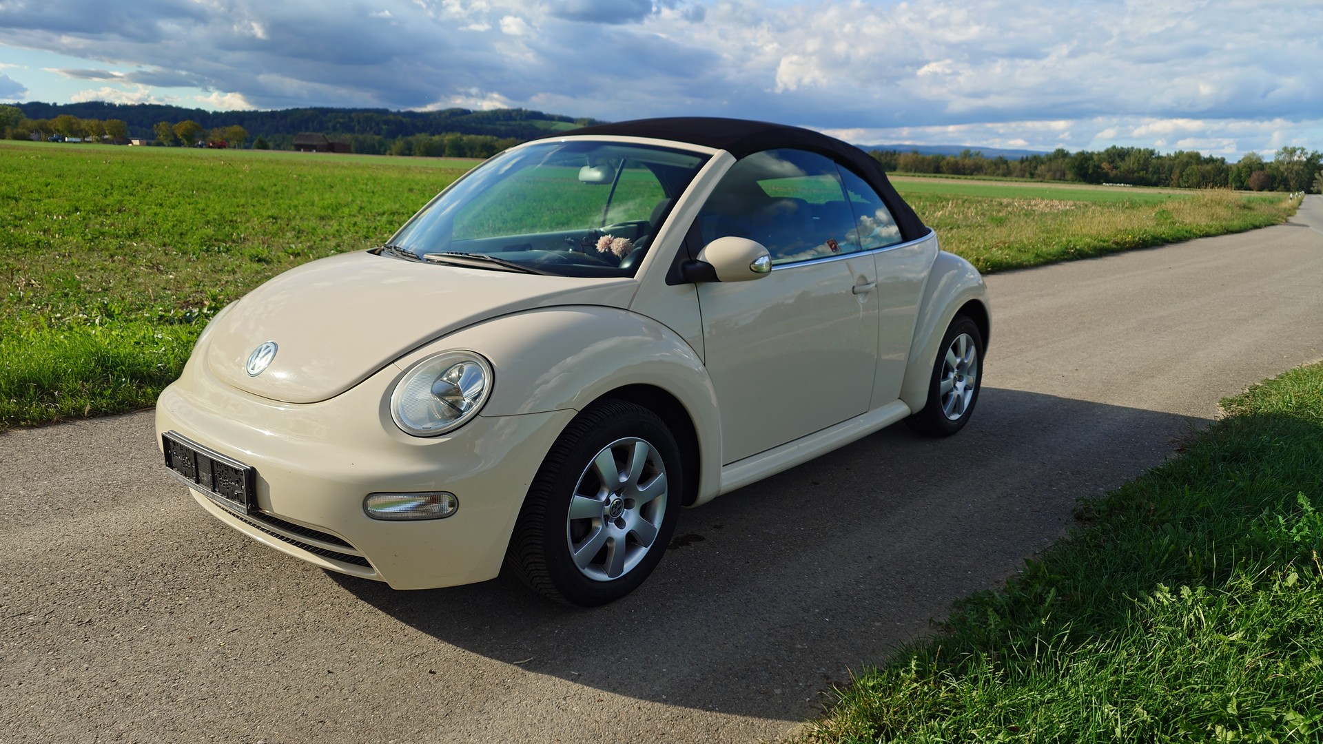VW Beetle Cabrio 1.6
