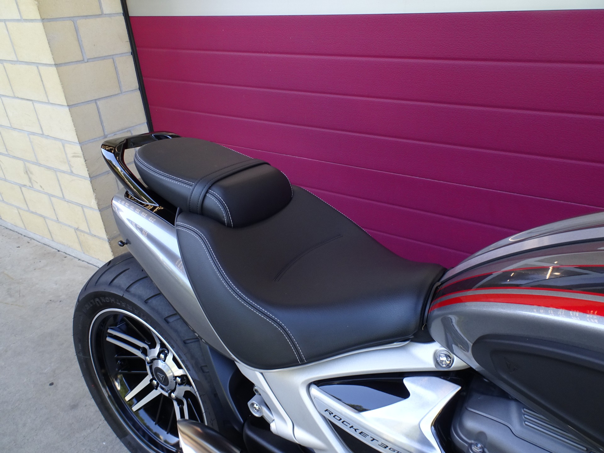 TRIUMPH Rocket 3 GT-image-6