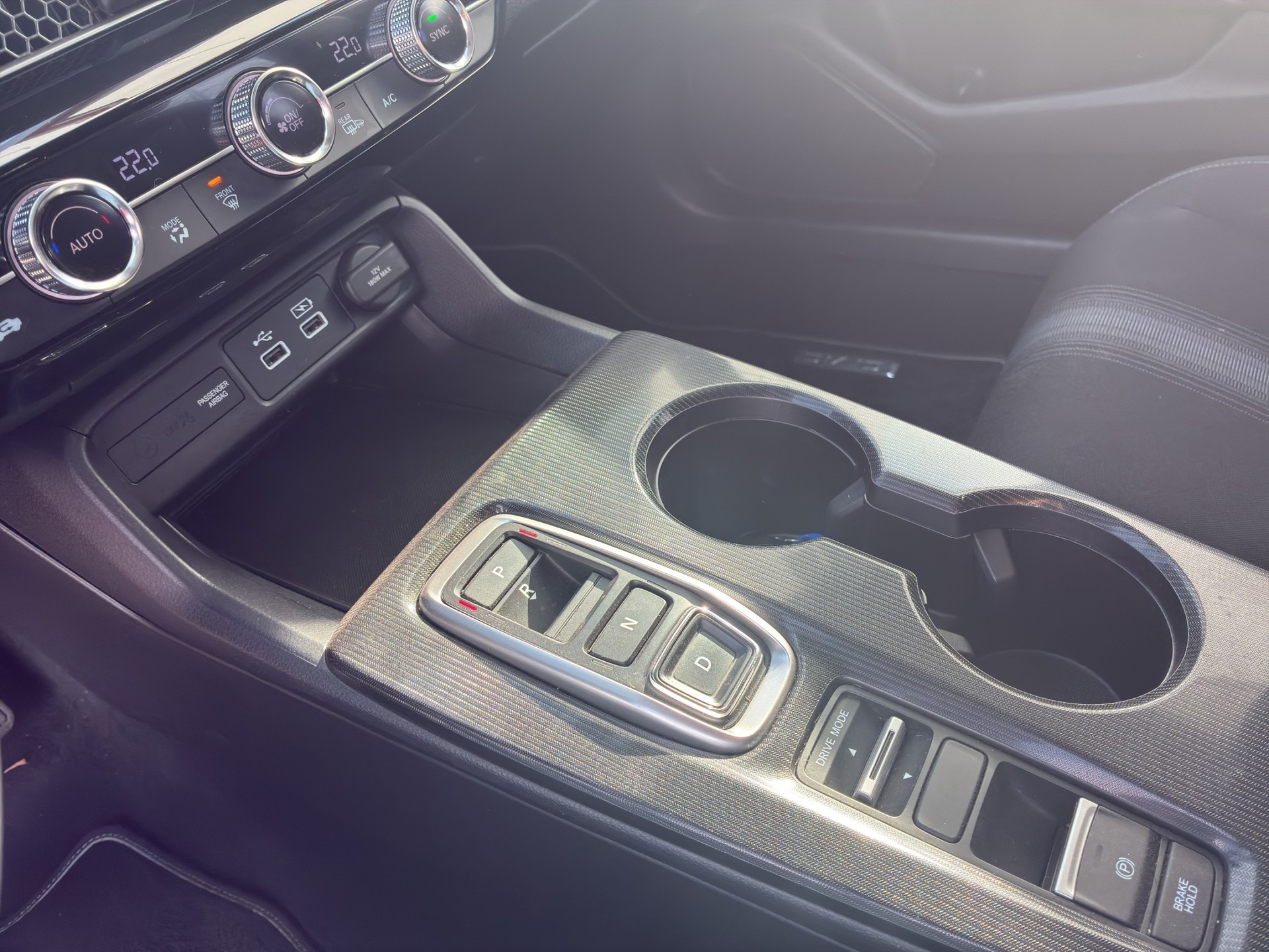 HONDA Civic 2.0 i-MMD Elegance-image-11
