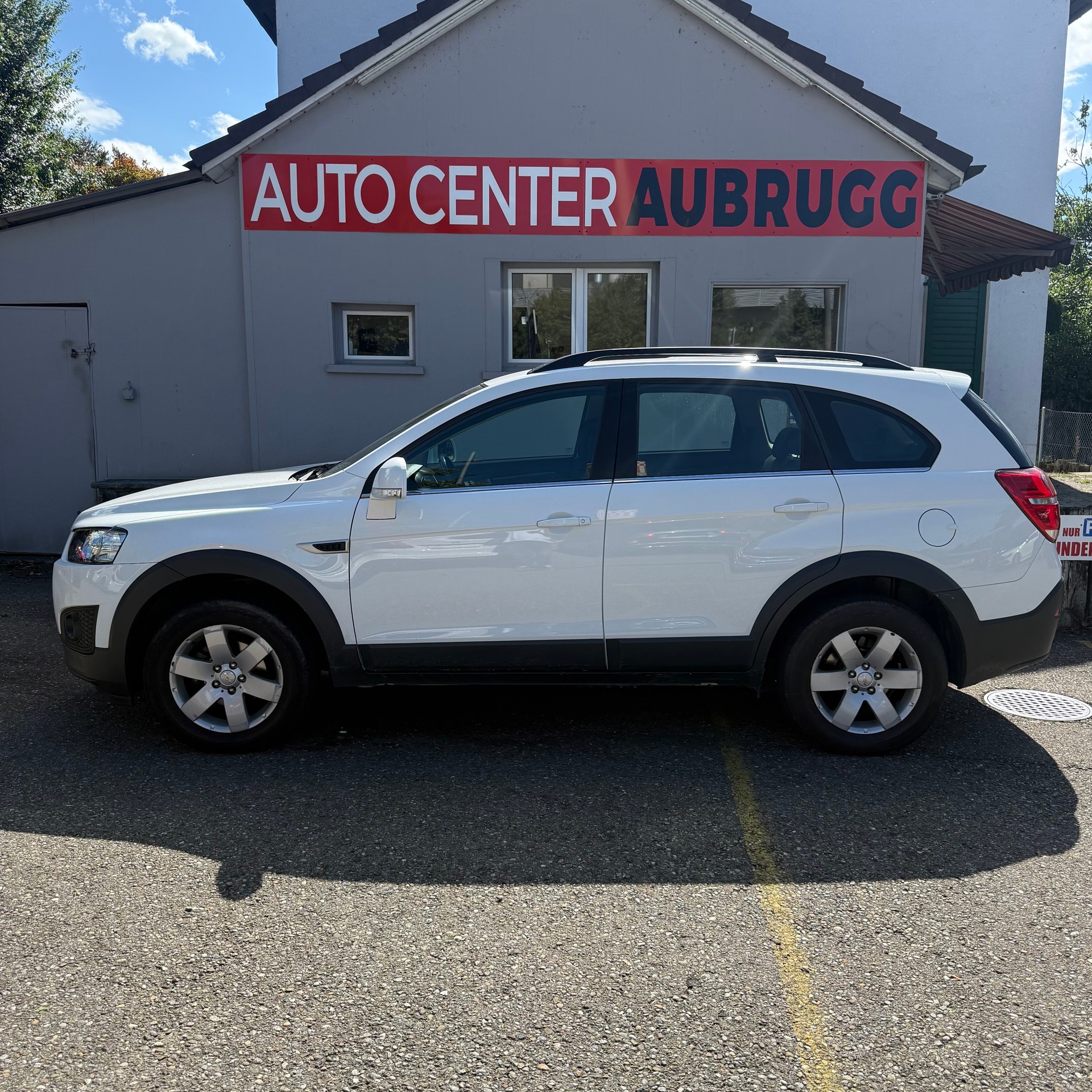 CHEVROLET Captiva 2.2 VCDi LT 4WD *1. HAND - 7 SITZE*-image-6