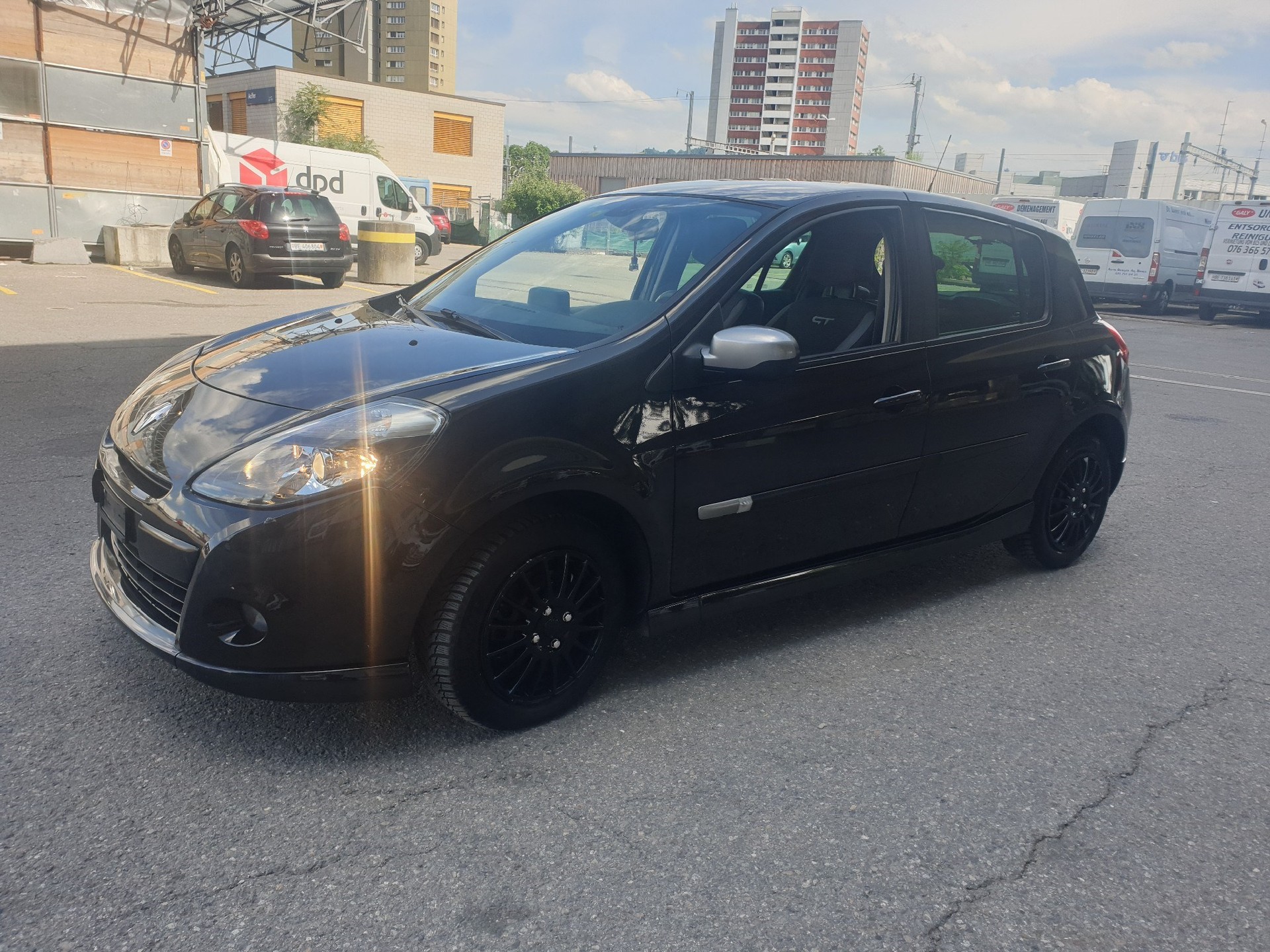 RENAULT Clio 2.0 16V GT-image-3