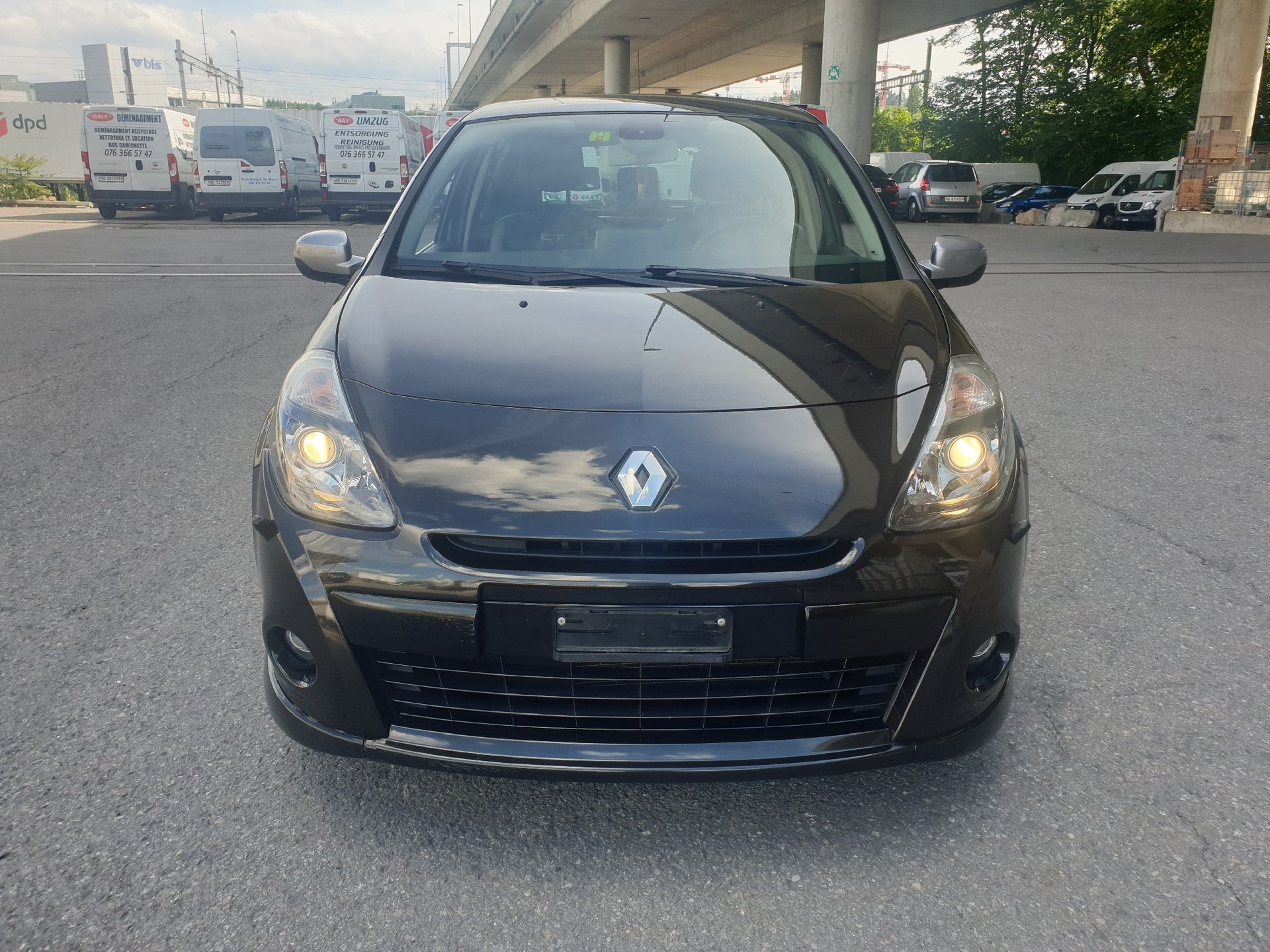 RENAULT Clio 2.0 16V GT-image-1