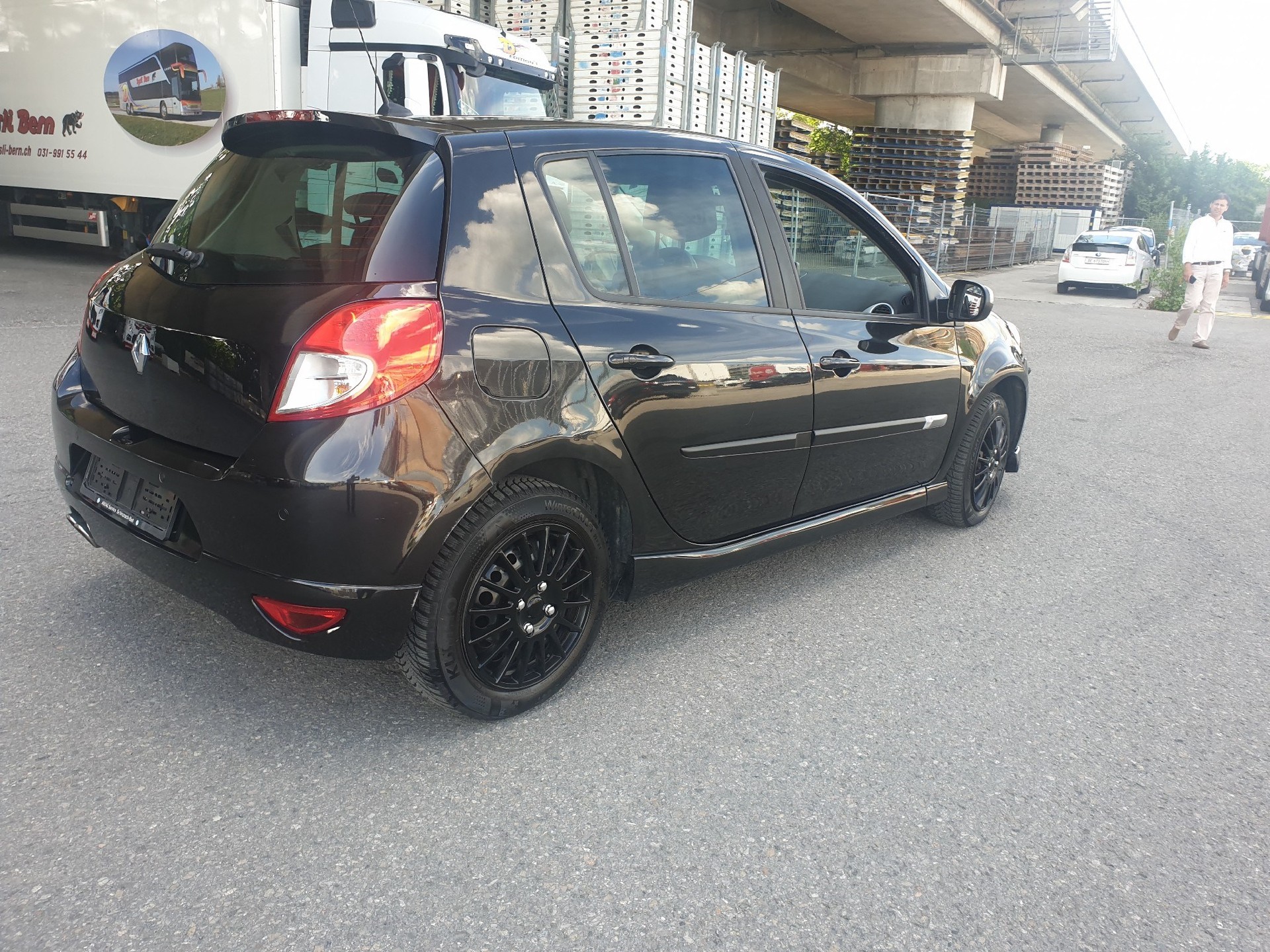 RENAULT Clio 2.0 16V GT-image-9