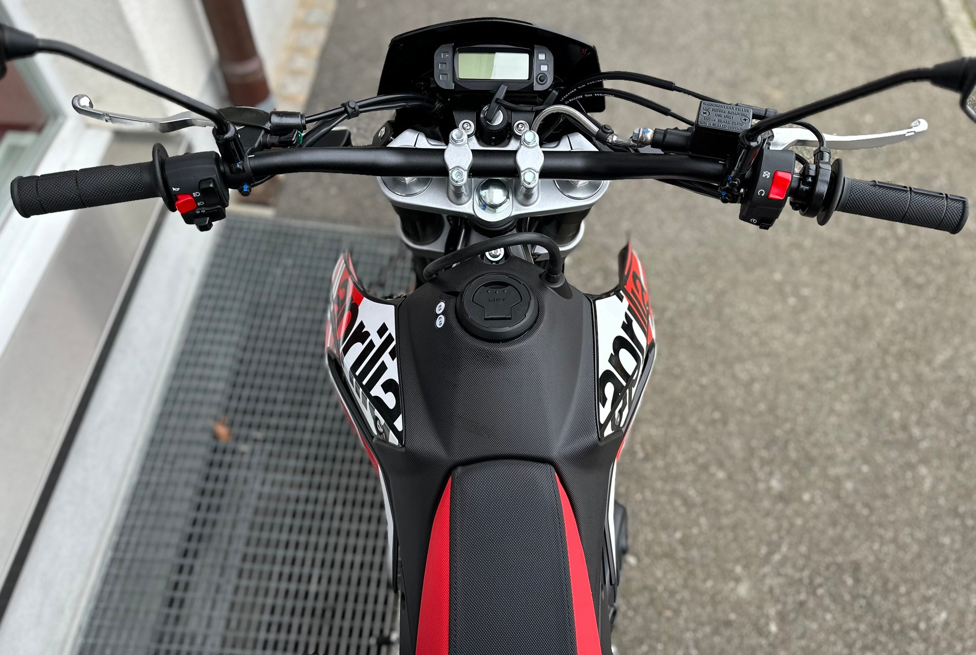 APRILIA RX 125-image-8