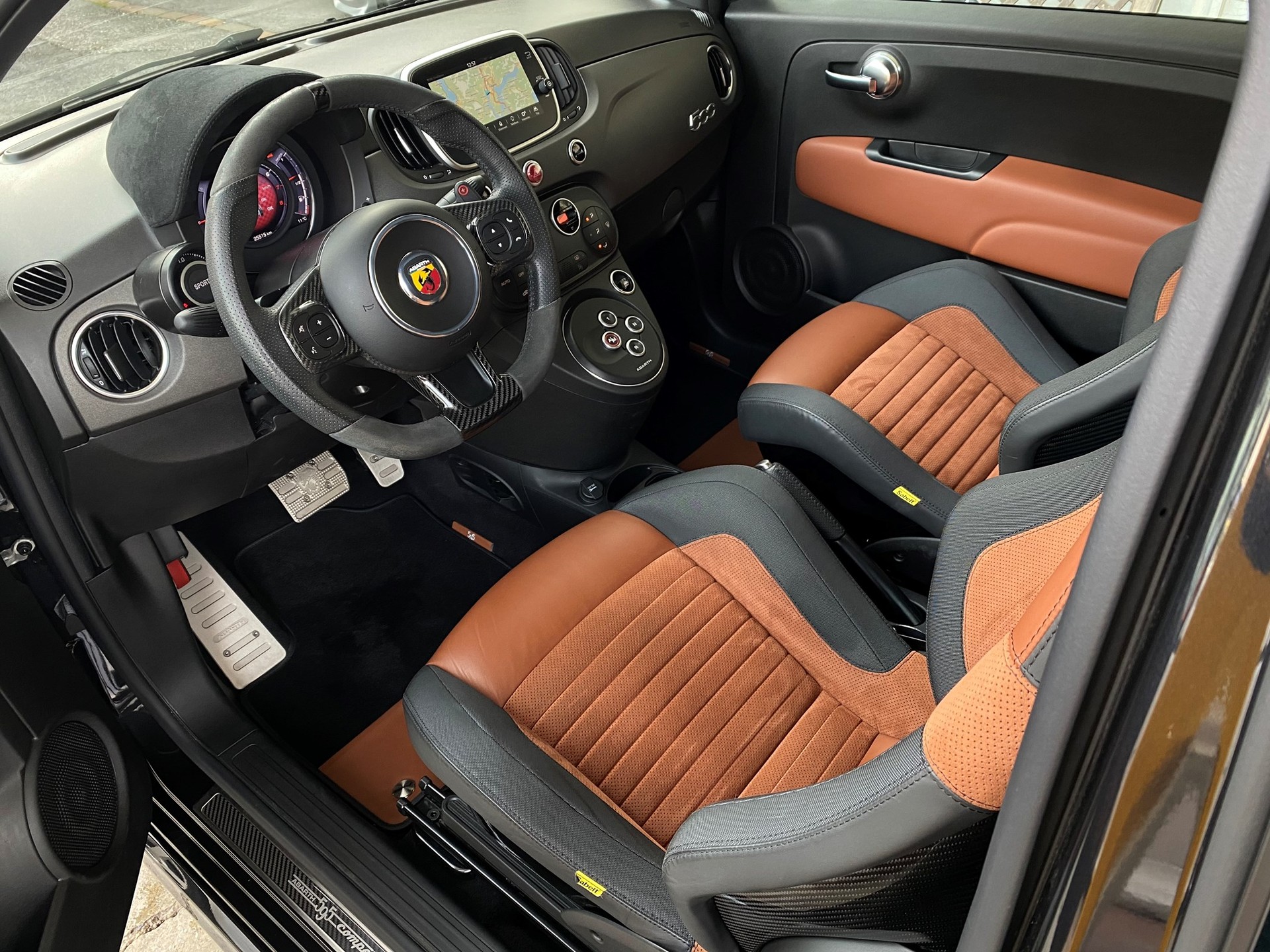 FIAT 595C 1.4 16V Turbo Abarth Competizione Dualogic-image-11