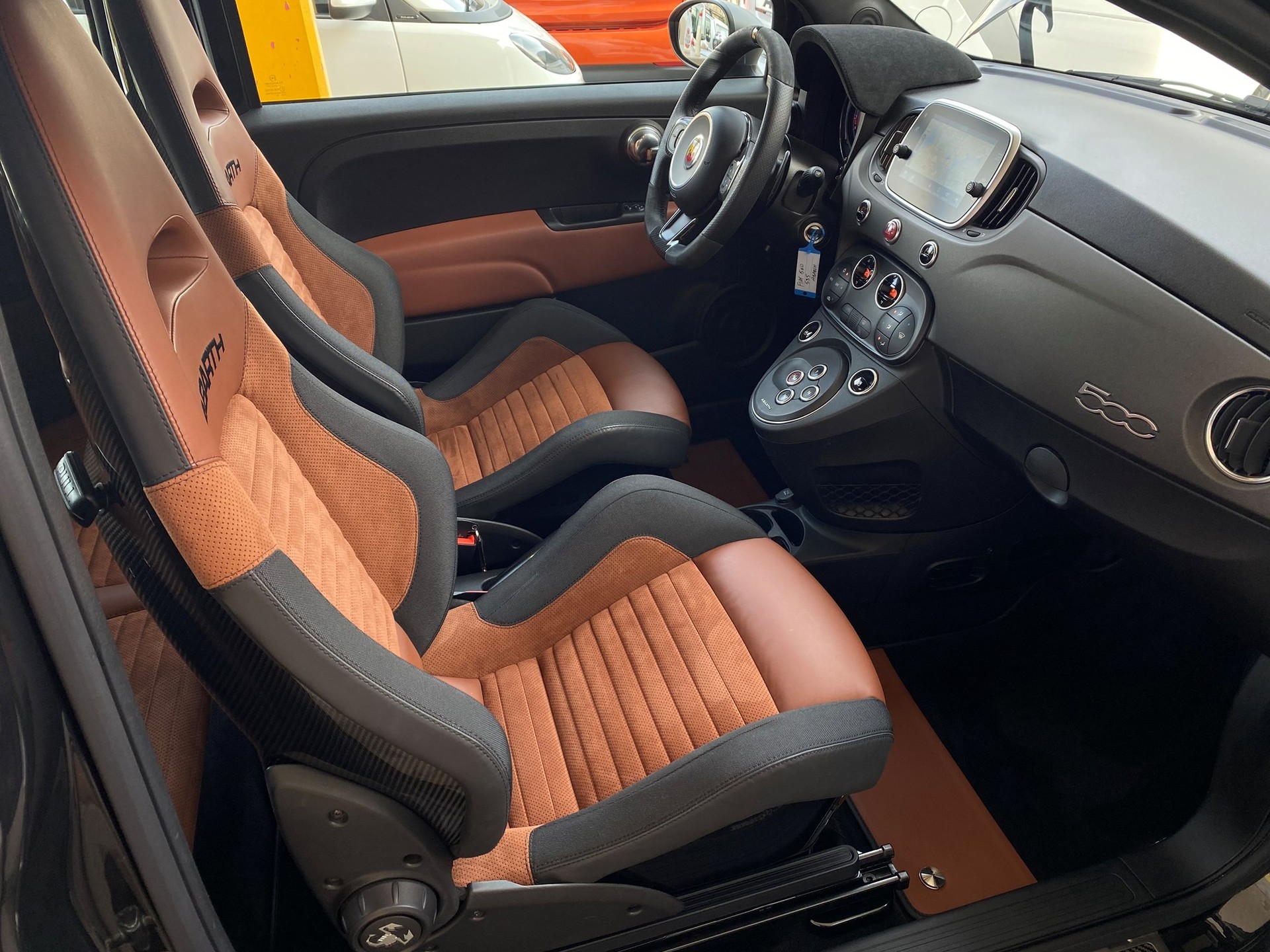 FIAT 595C 1.4 16V Turbo Abarth Competizione Dualogic-image-13