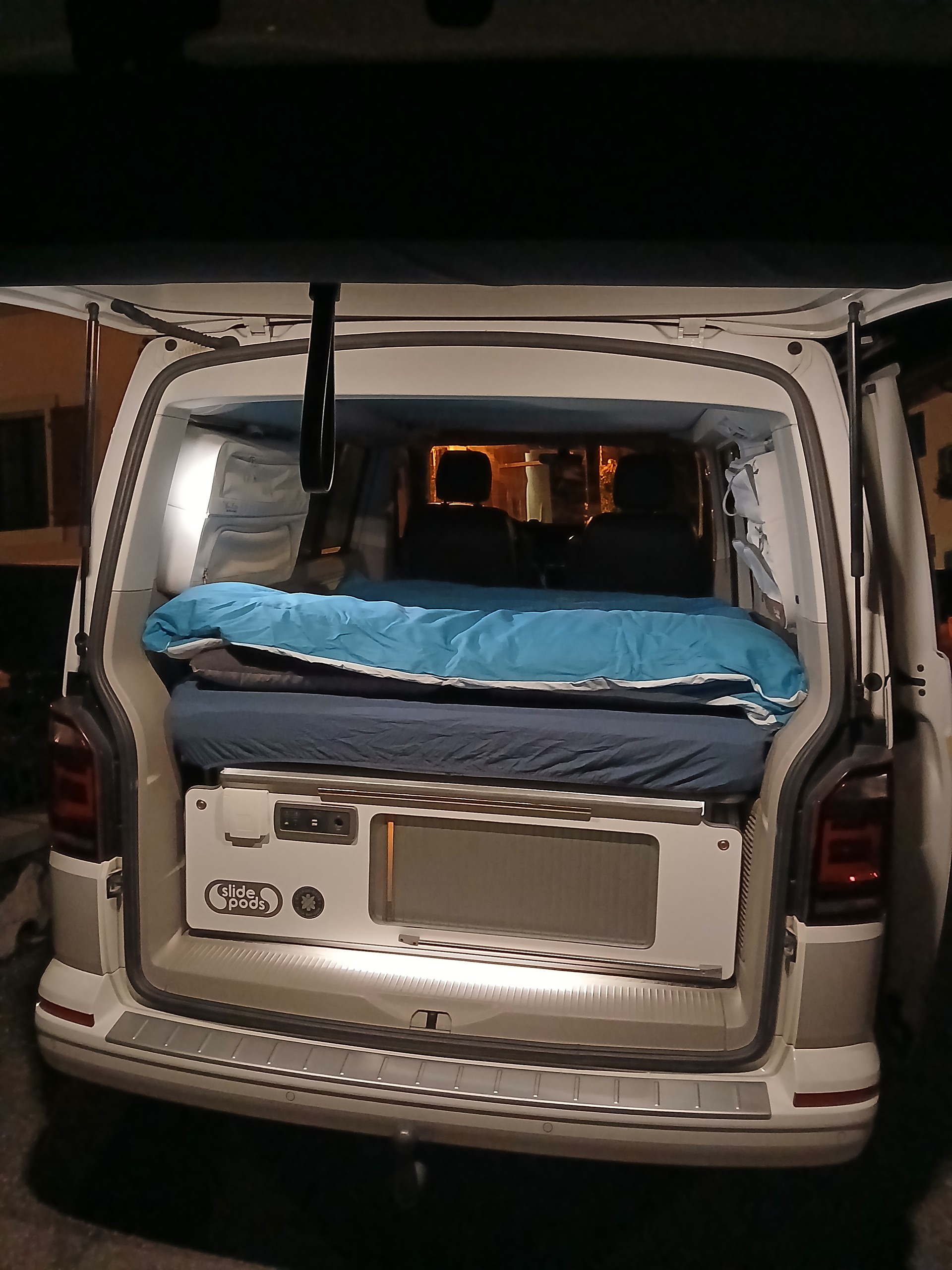 VW T6 California 2.0 TDI Beach Edition 4Motion-image-6