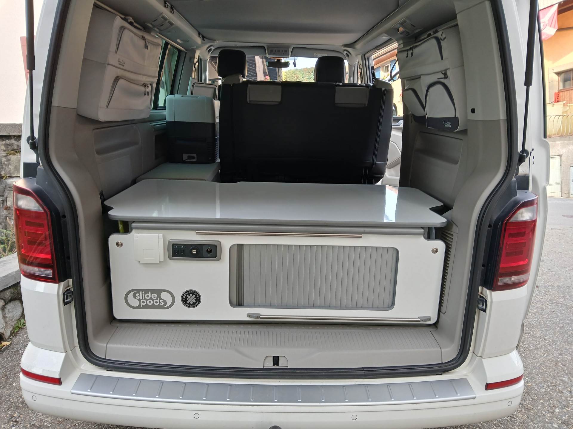 VW T6 California 2.0 TDI Beach Edition 4Motion-image-5