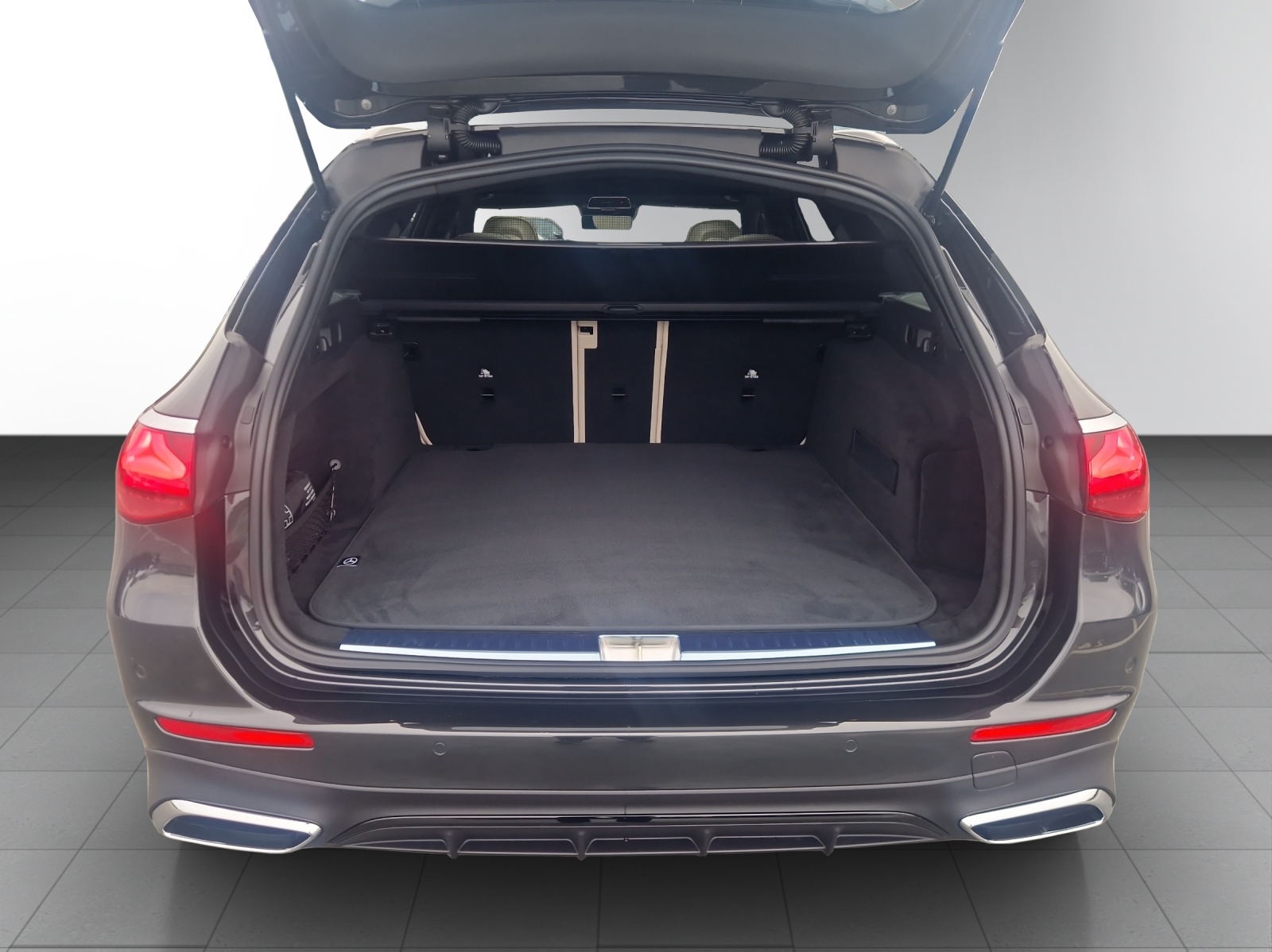 MERCEDES-BENZ E 450 d T 4Matic 9G-Tronic-showroom-element-3