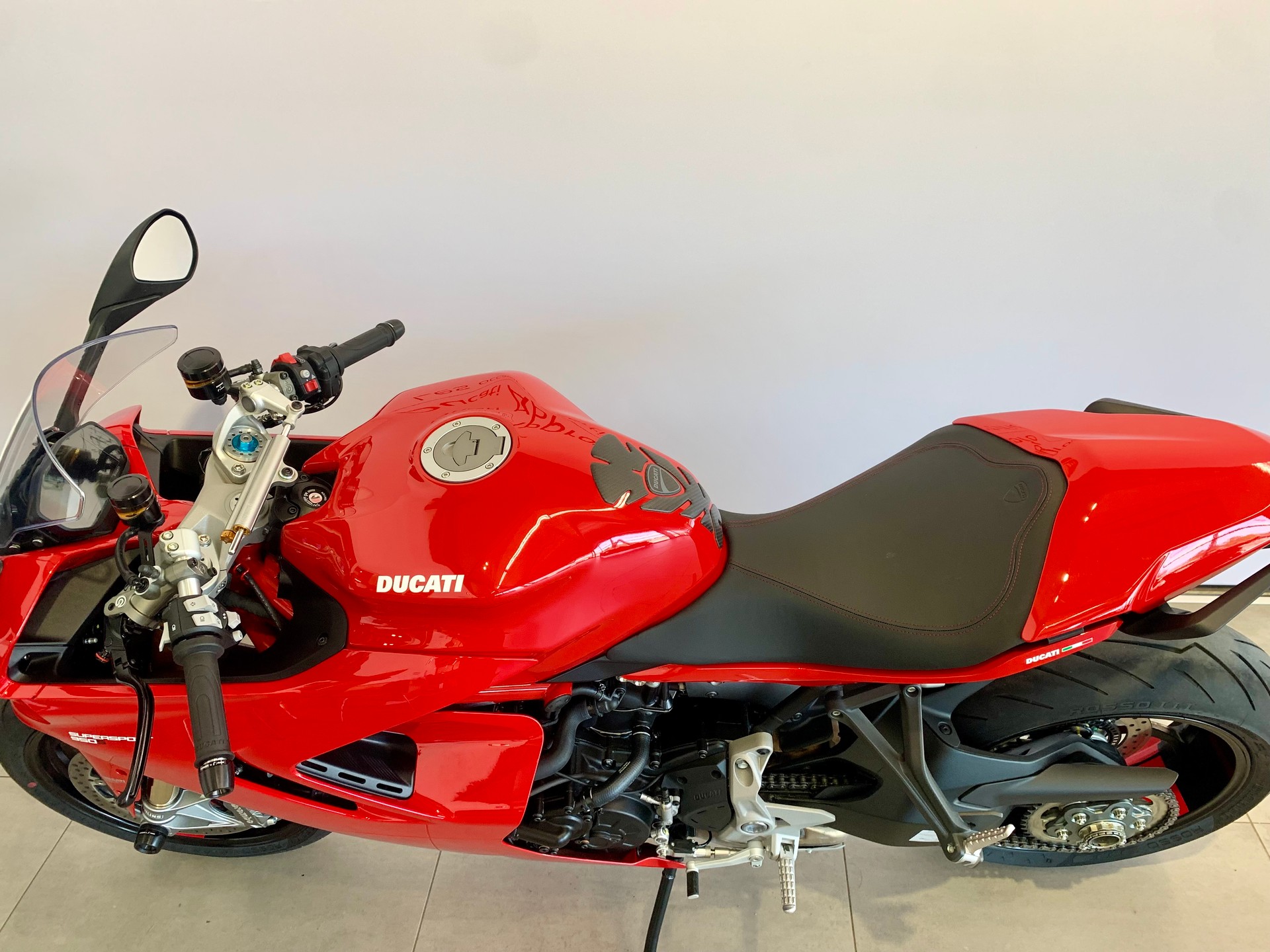 DUCATI 950 Supersport S-showroom-element-3