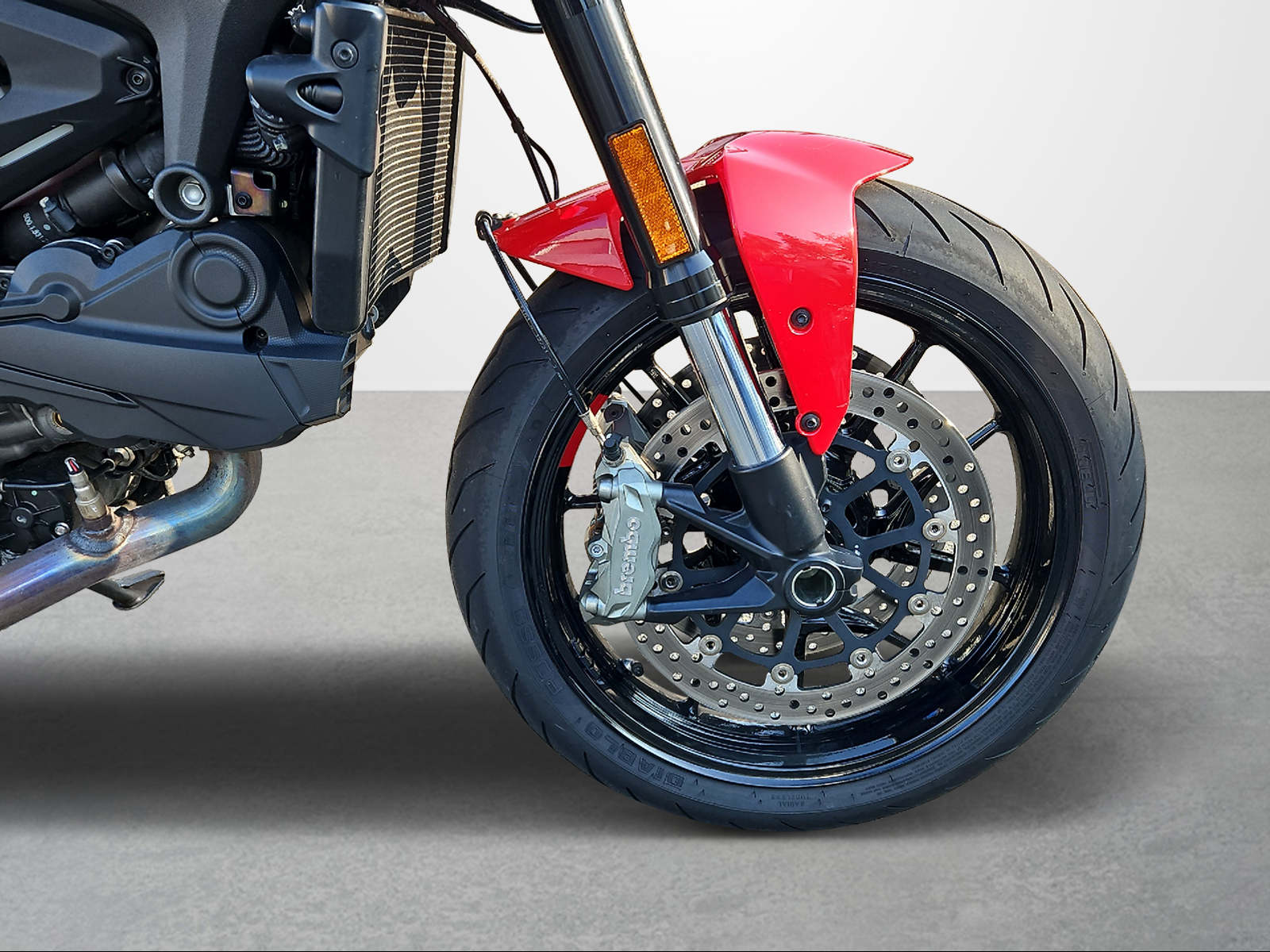 DUCATI Monster + 937-image-9