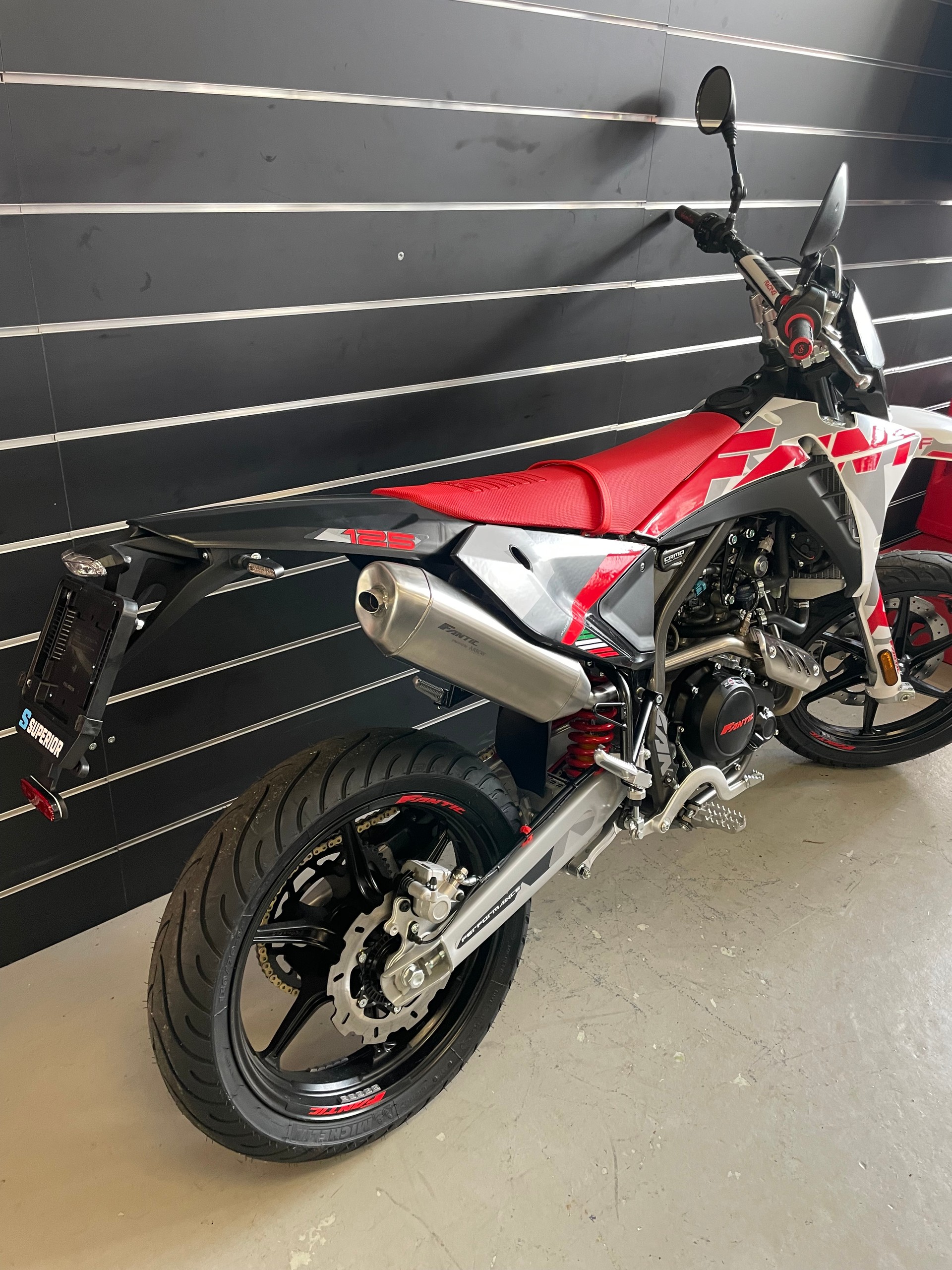 FANTIC XMF 125 Performance-image-3