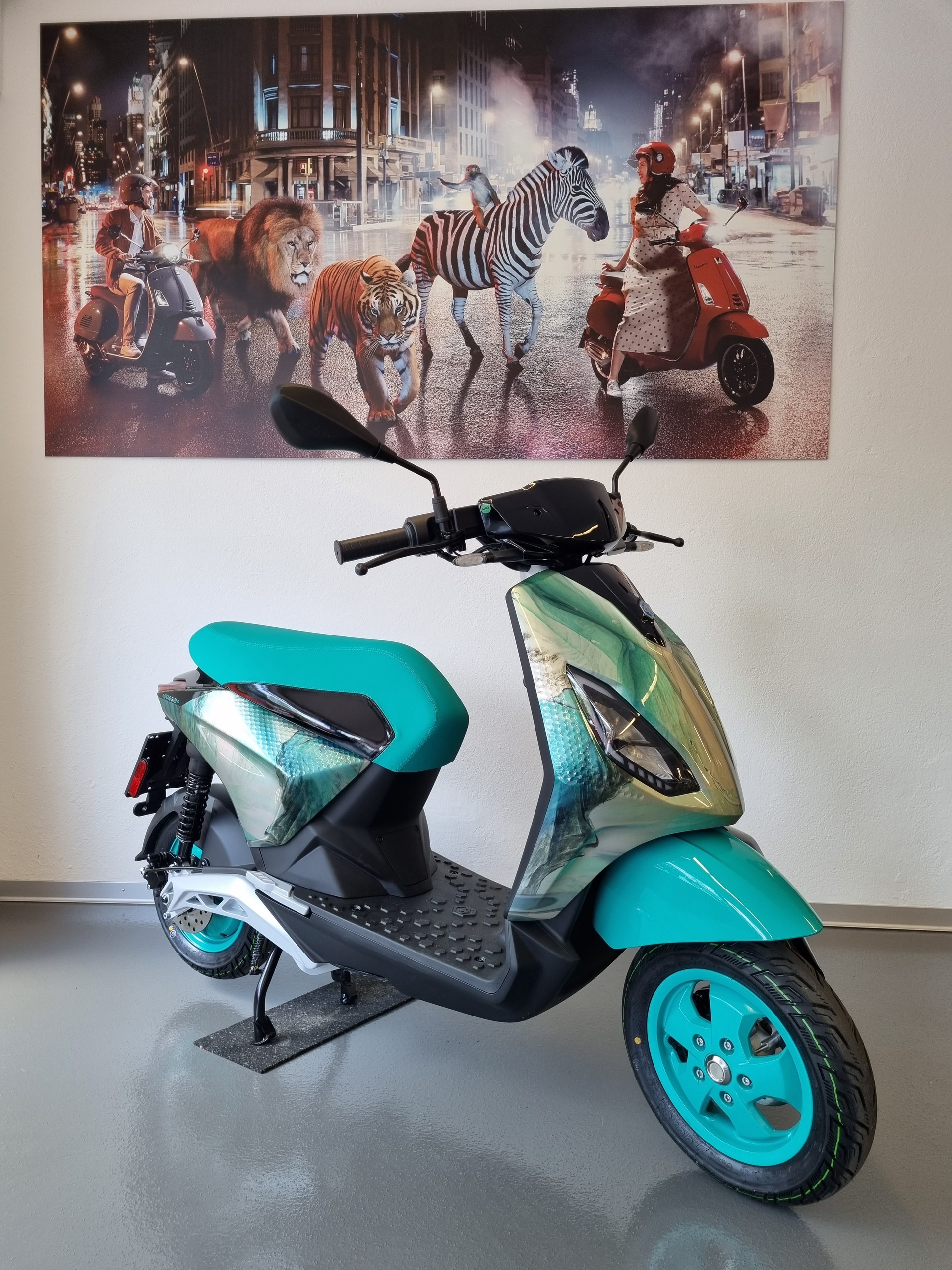 PIAGGIO Piaggio 1 Active Feng Chen Wang 60km/h Full Electric-image-1