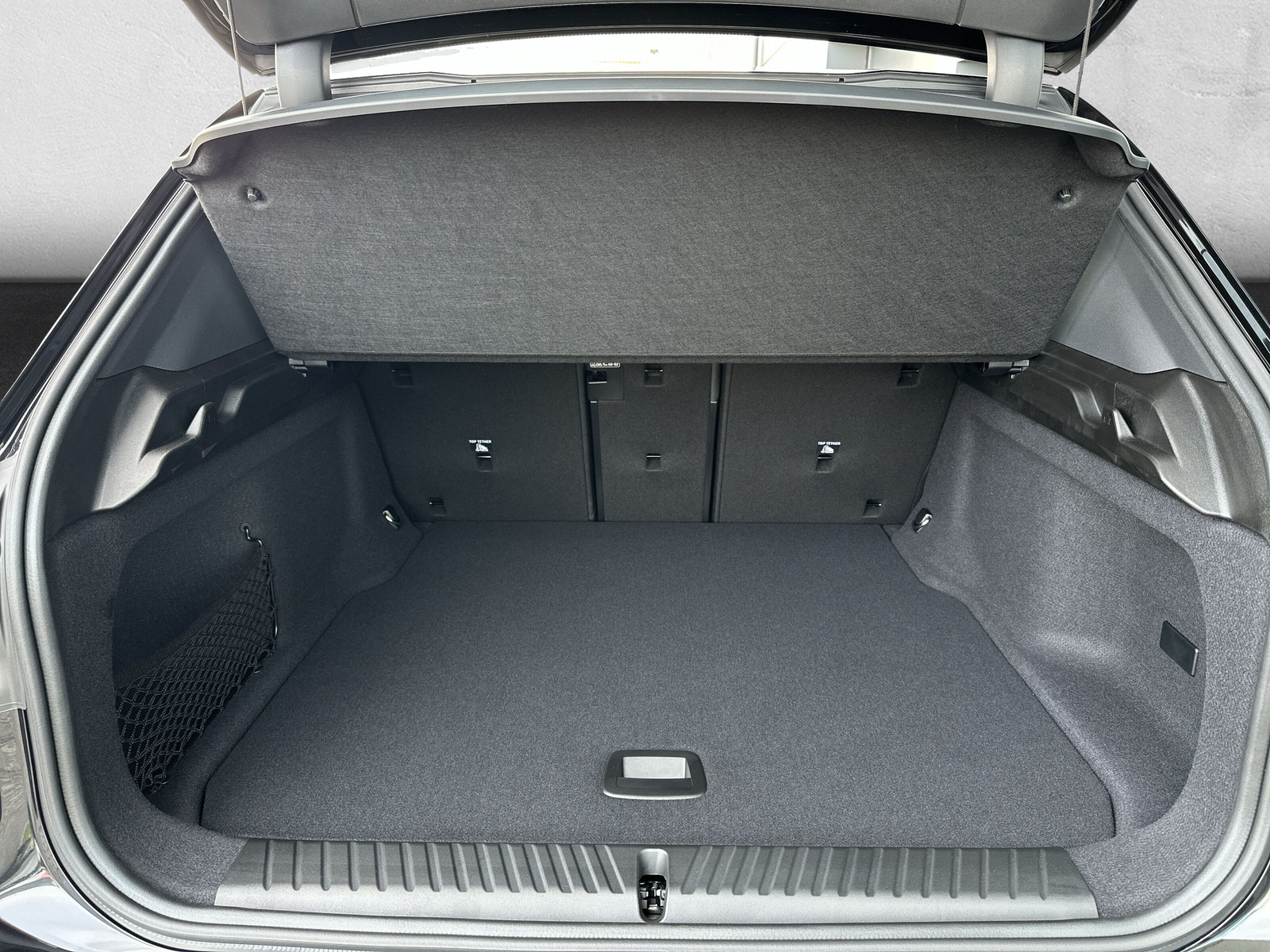 BMW iX3 50 xDrive M Sport Pro **Action de leasing à 0.9% avec assurance et roues hiver**-image-9